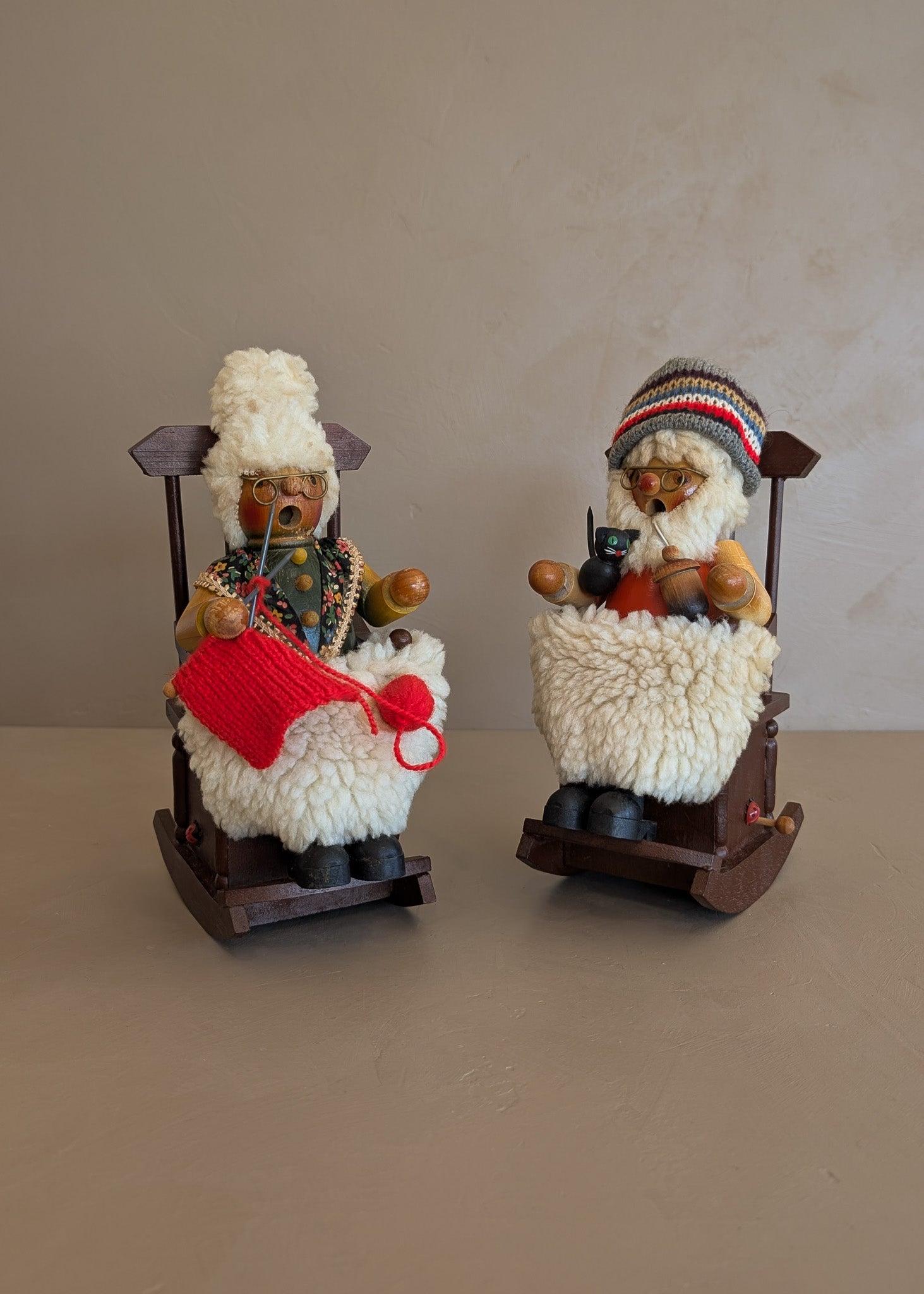 Pair of Vintage Rocking Music Box Wooden Steinbach German Knitting Grandma and Grandpa with Black Cat Smokers