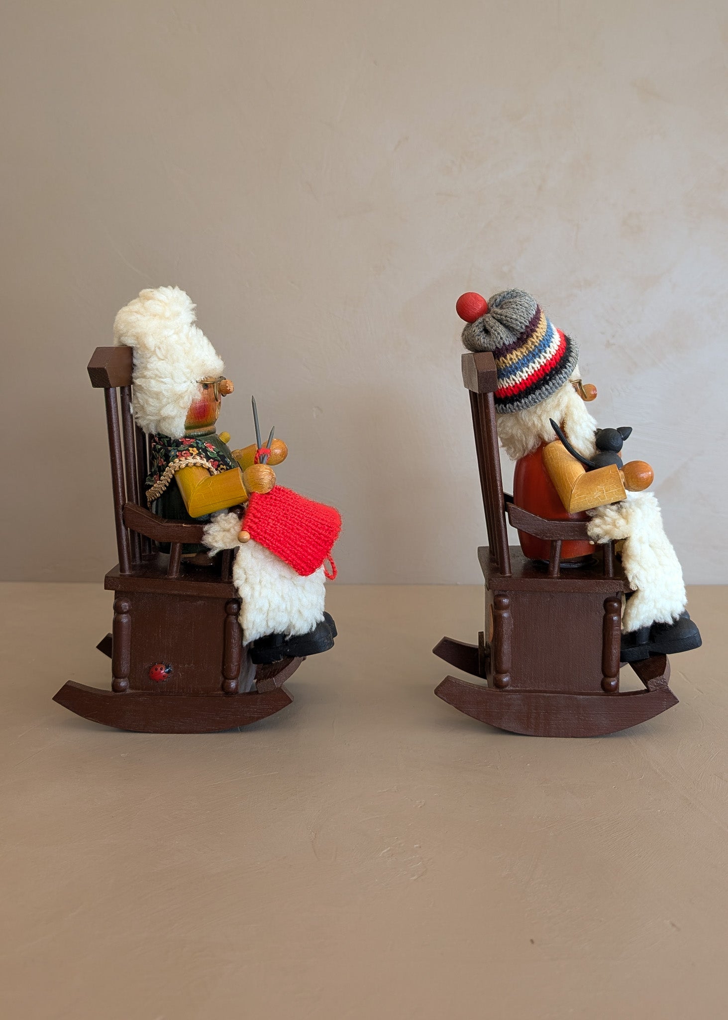 Pair of Vintage Rocking Music Box Wooden Steinbach German Knitting Grandma and Grandpa with Black Cat Smokers