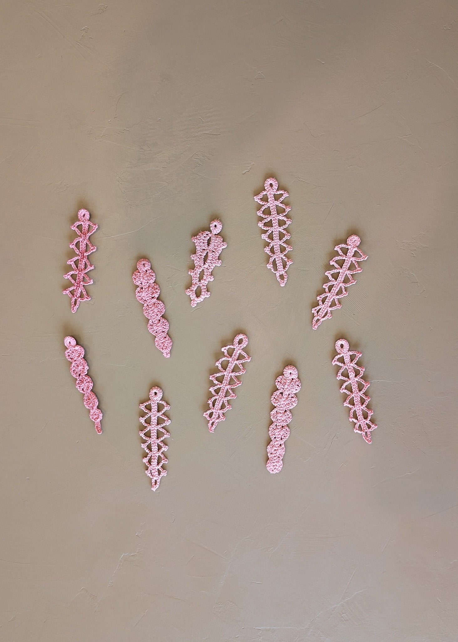 Set of 10 Vintage Crocheted Pink Icicle Christmas Holiday Ornaments