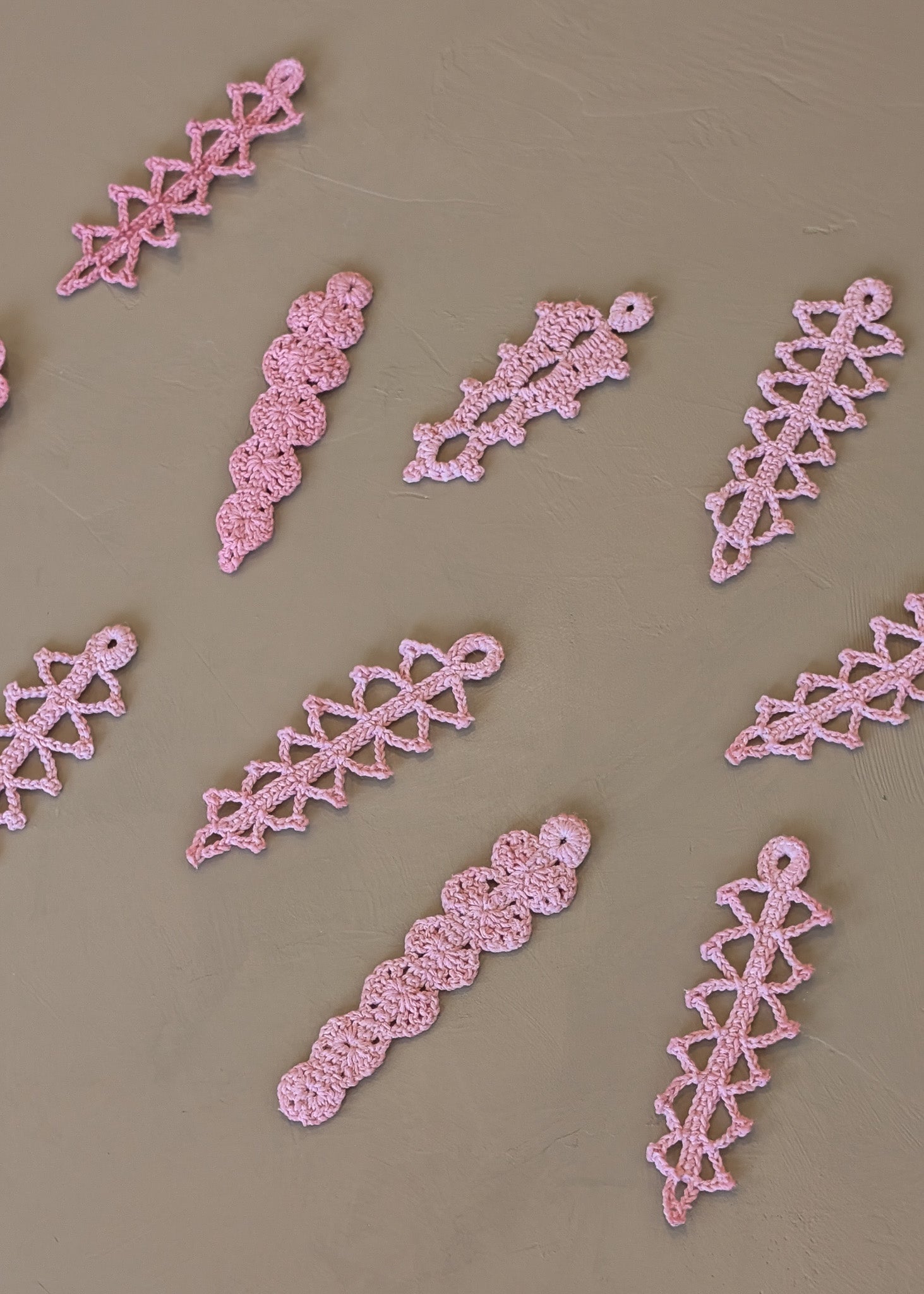 Set of 10 Vintage Crocheted Pink Icicle Christmas Holiday Ornaments