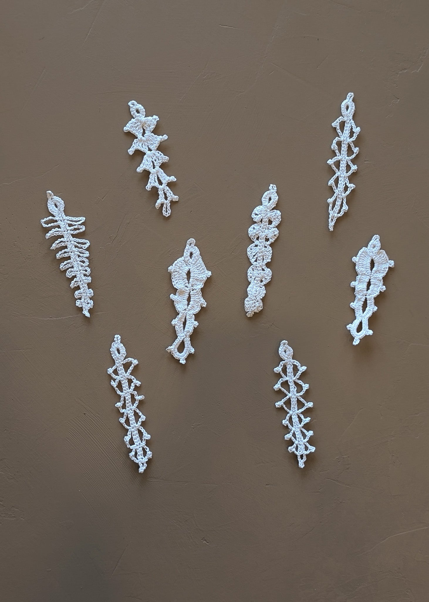 Set of 8 Vintage Crocheted White Icicle Christmas Holiday Ornaments