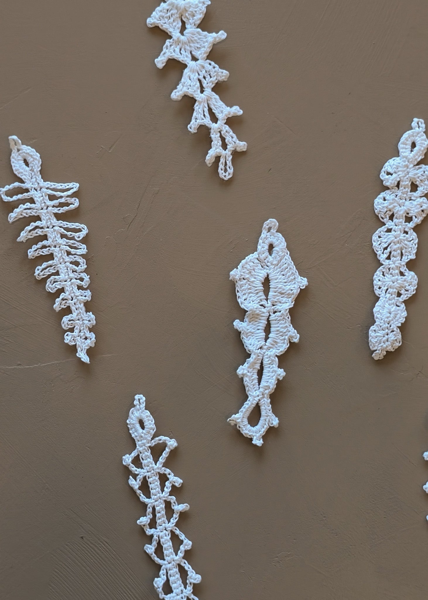 Set of 8 Vintage Crocheted White Icicle Christmas Holiday Ornaments