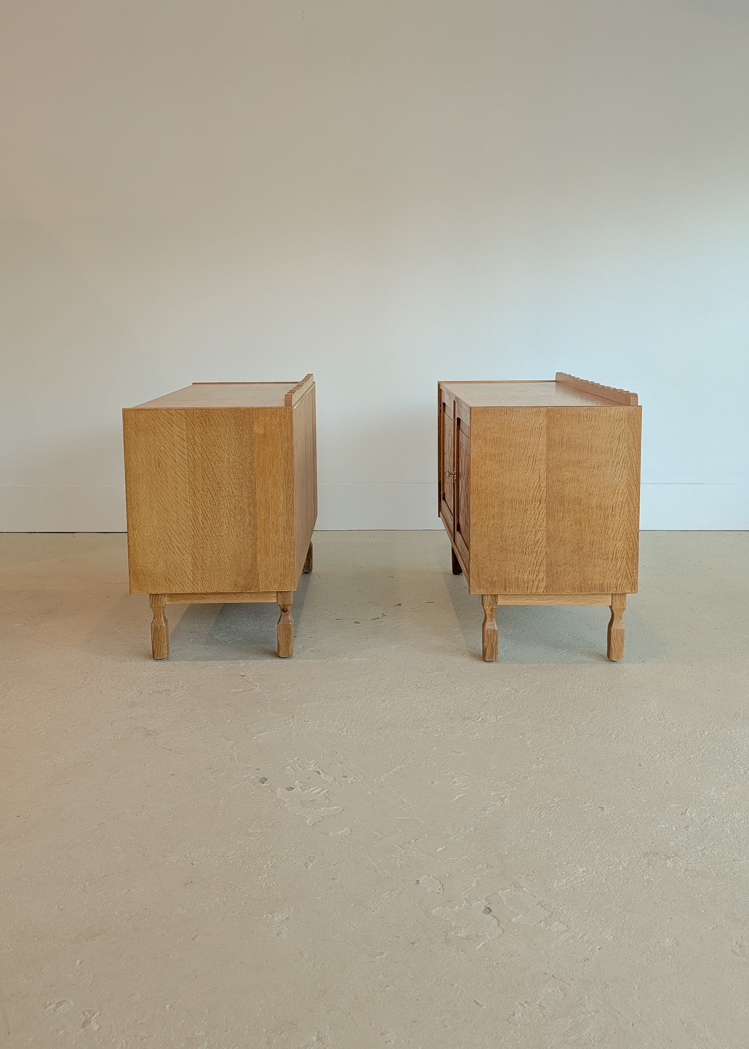 Pair of Vintage Danish Henning Kjærnulf-Attributed Quartsawn White Oak Cabinets/Large Nightstands with Wavy Trim