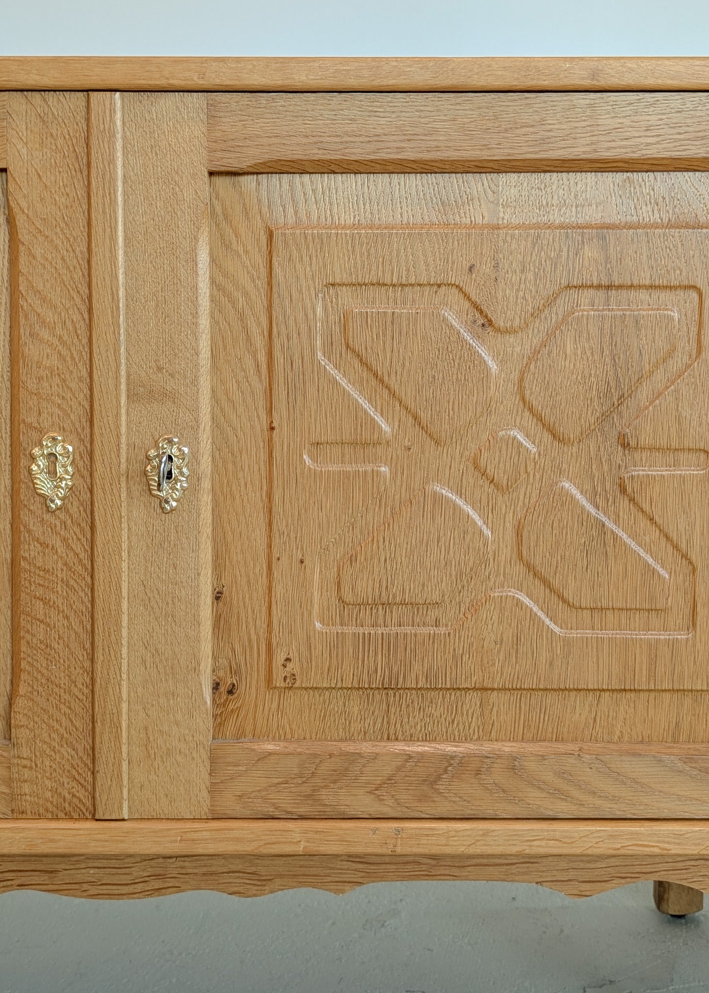 Pair of Vintage Danish Henning Kjærnulf-Attributed Quartsawn White Oak Cabinets/Large Nightstands with Wavy Trim