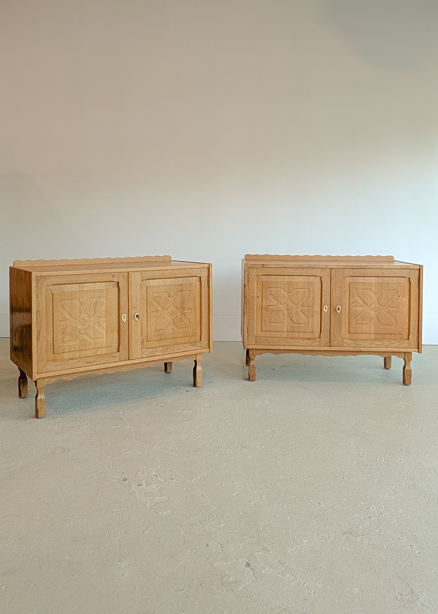 Pair of Vintage Danish Henning Kjærnulf-Attributed Quartsawn White Oak Cabinets/Large Nightstands with Wavy Trim