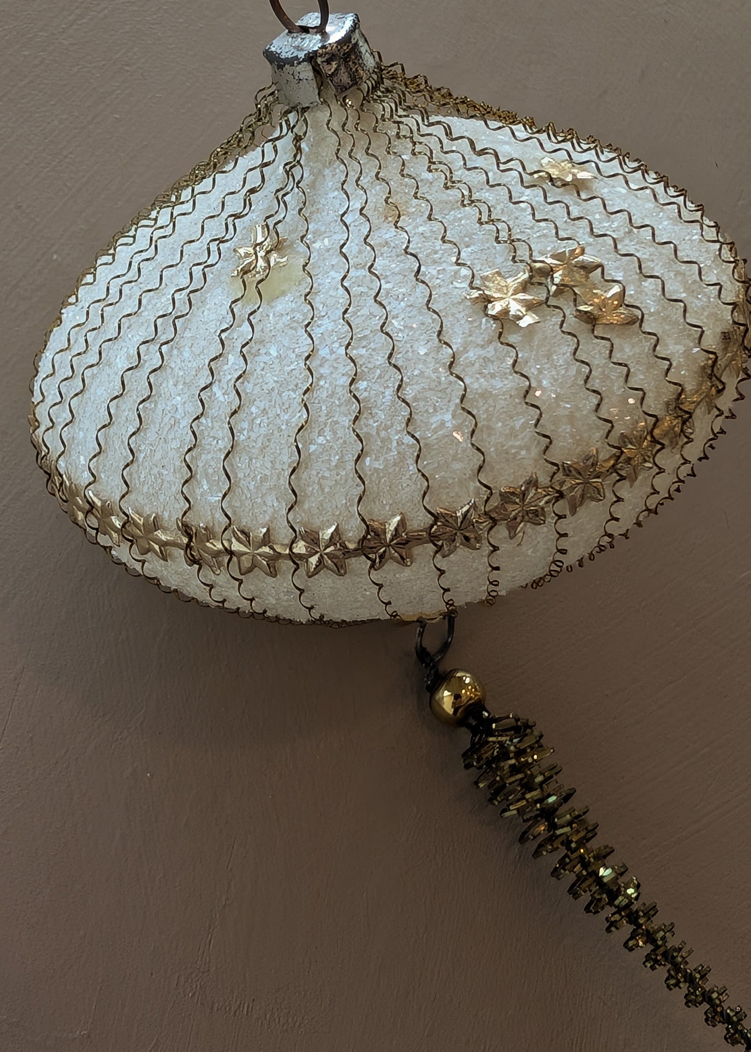 Set of 5 Vintage Midcentury West Germany Mica-Covered Spun Wire Glass Ornaments with Gold Foil Star Detailing