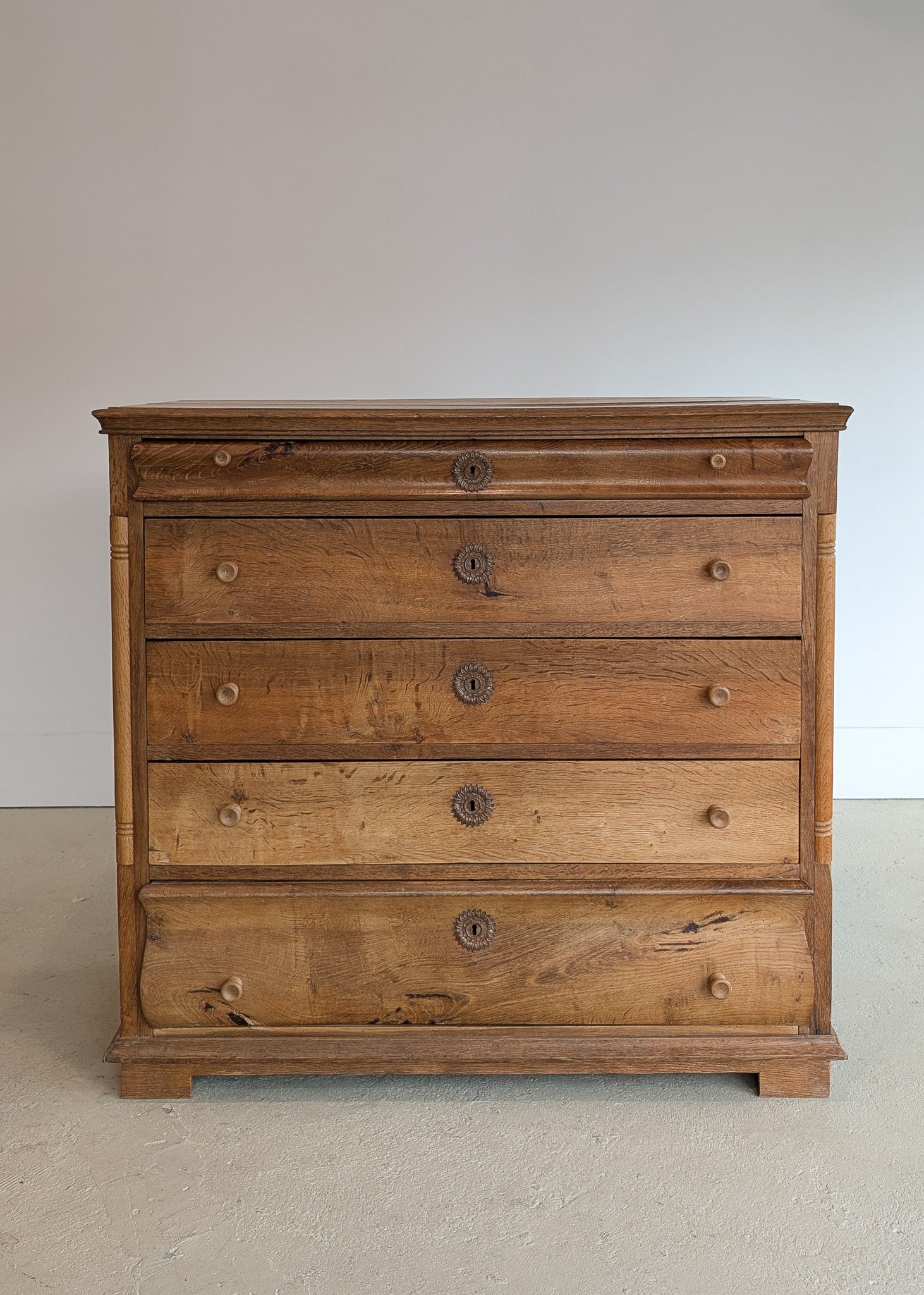 Large Antique Danish Quartersawn White Oak Five-Drawer Dresser with Hidden Handwritten Notes on Drawer Underside