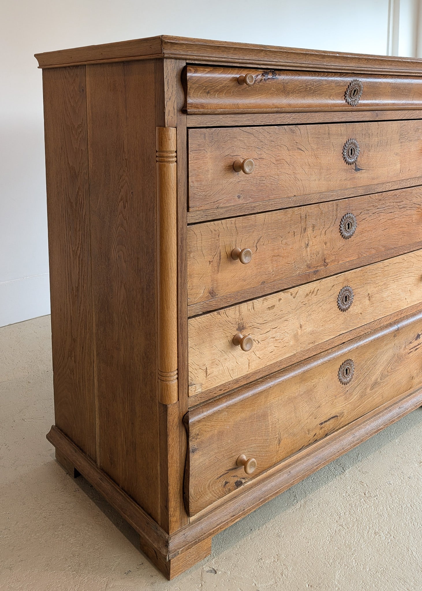 Large Antique Danish Quartersawn White Oak Five-Drawer Dresser with Hidden Handwritten Notes on Drawer Underside