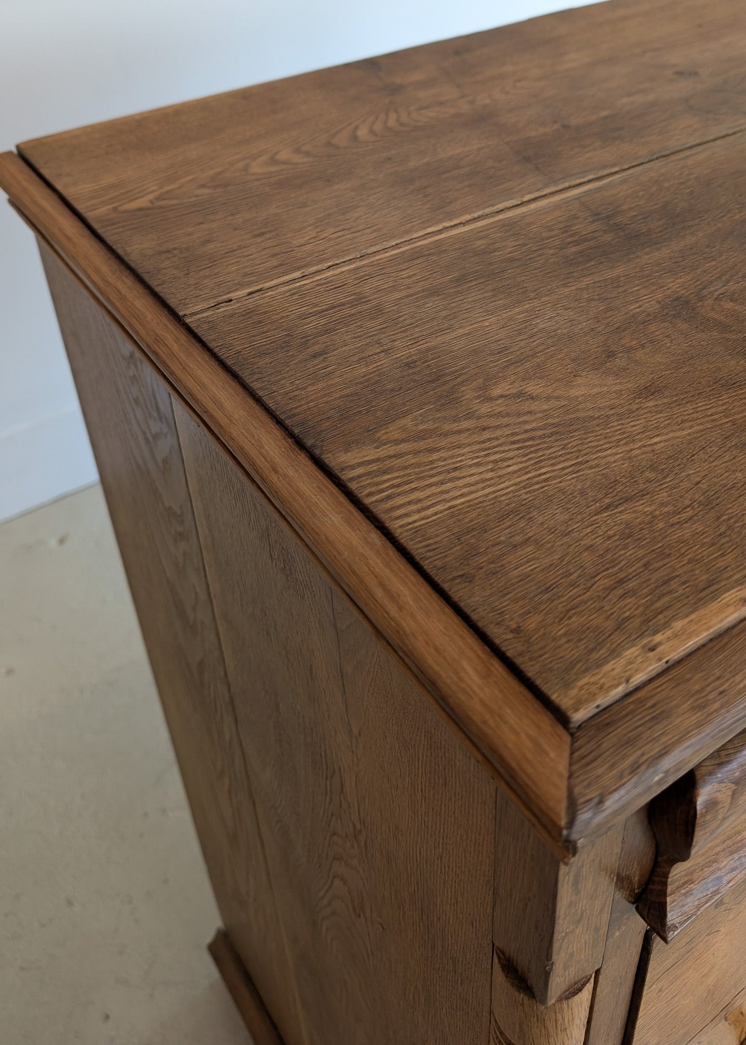 Large Antique Danish Quartersawn White Oak Five-Drawer Dresser with Hidden Handwritten Notes on Drawer Underside
