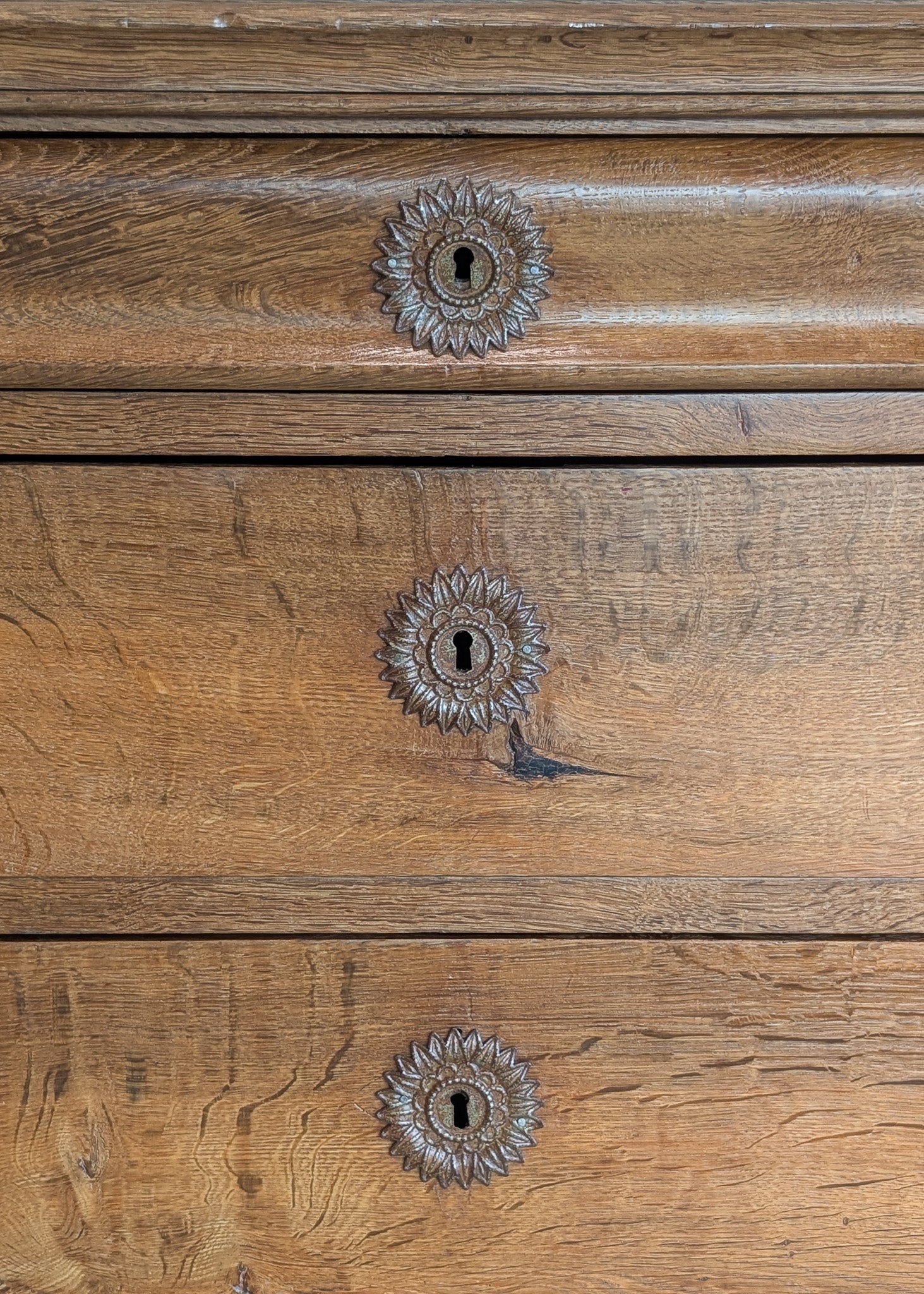 Large Antique Danish Quartersawn White Oak Five-Drawer Dresser with Hidden Handwritten Notes on Drawer Underside