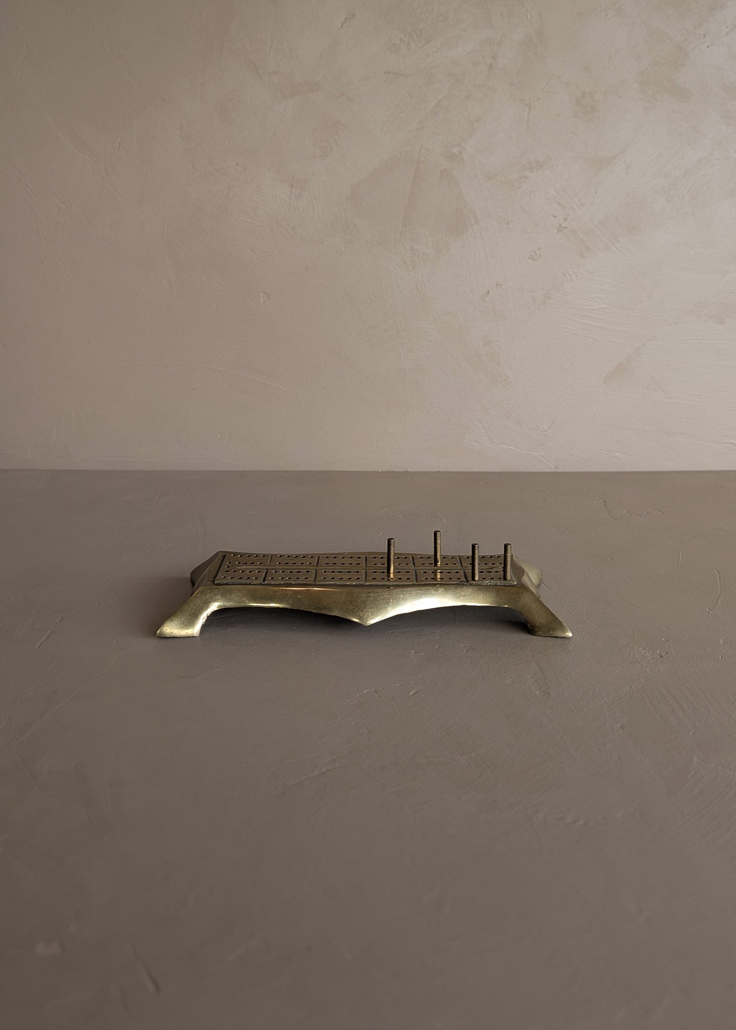 Unique Vintage Brass Cribbage Board with 4 Brass Cribbage Pegs