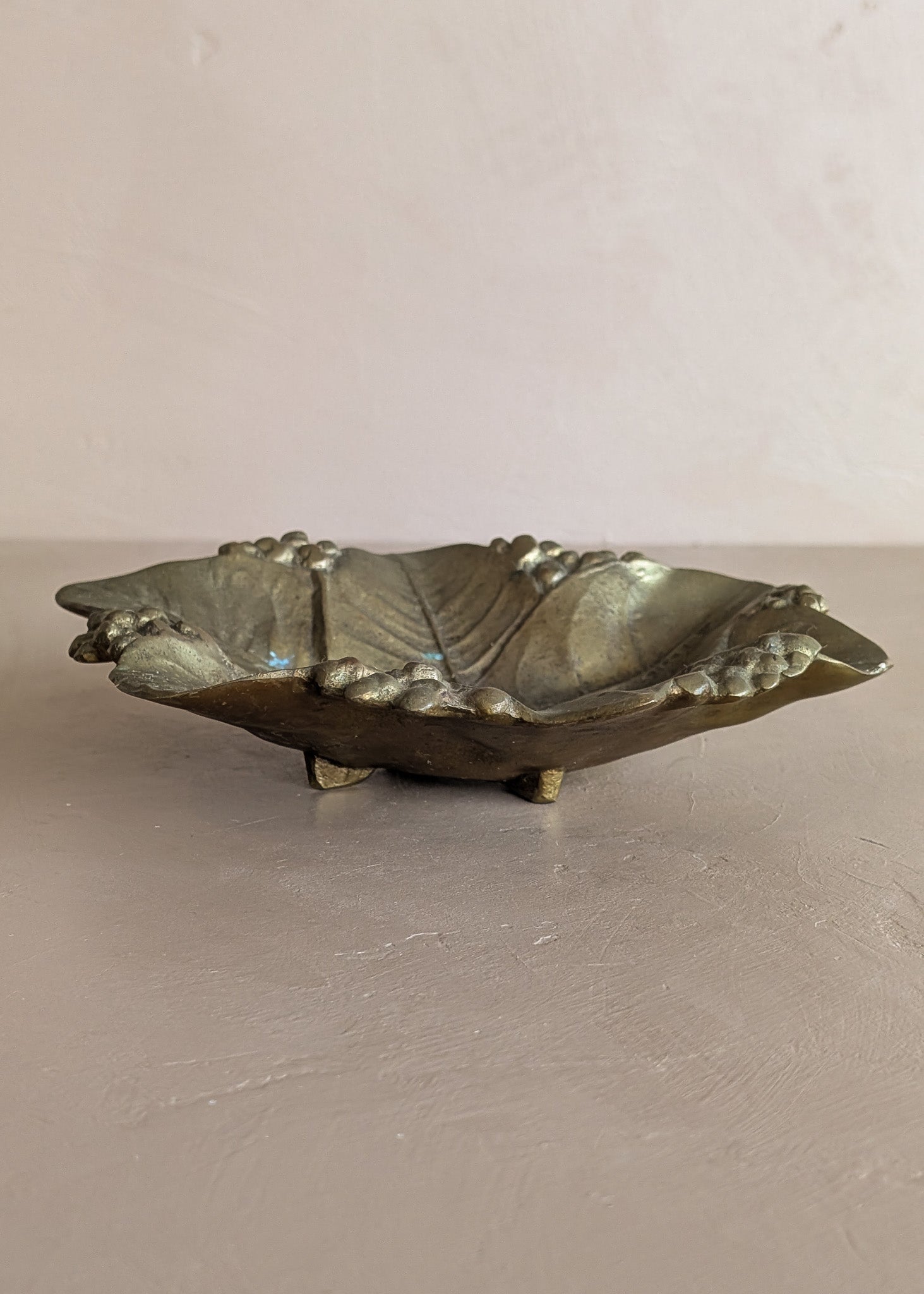 Vintage Midcentury Brass Lemon Leaves Footed Catchall Dish Bowl
