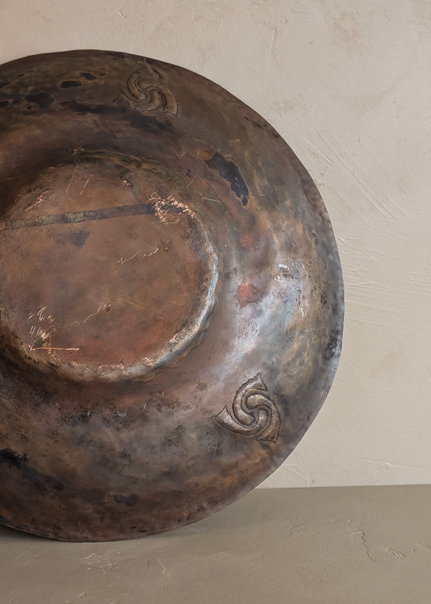 Large Patinated Vintage Handcrafted Hammered Copper Dish Bowl with Triskelion Detailing