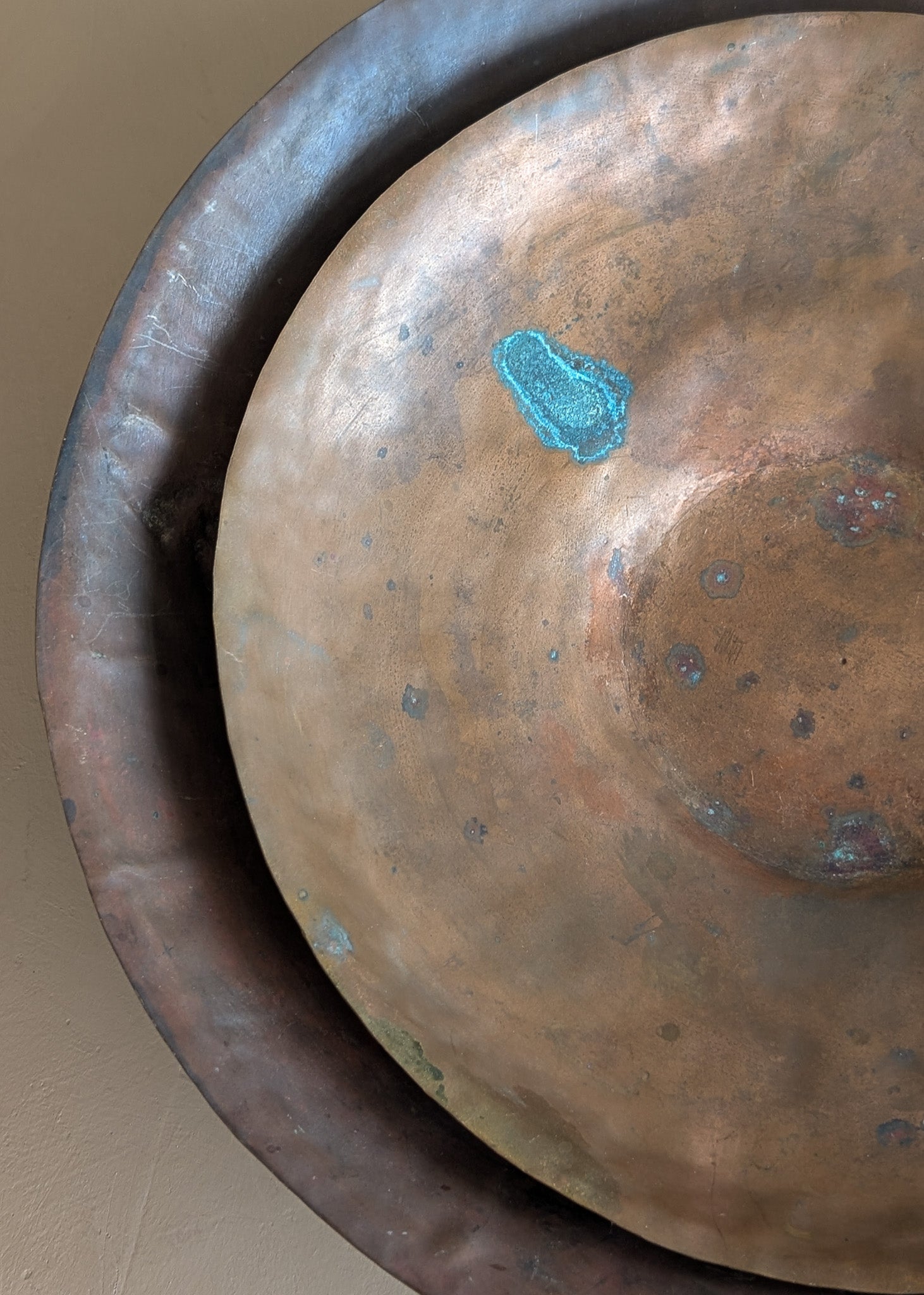 Large Patinated Vintage Handcrafted Hammered Copper Dish Bowl with Triskelion Detailing