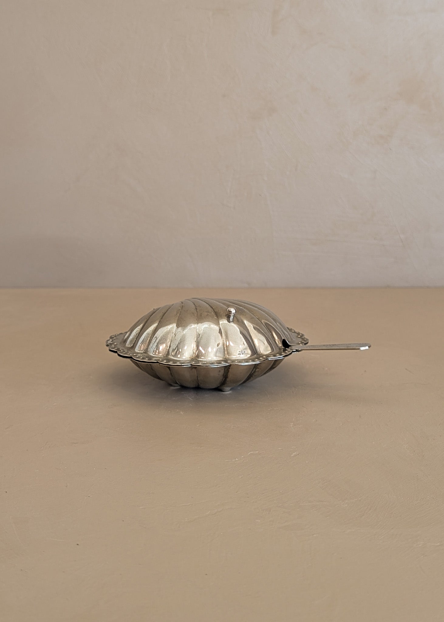 Vintage Silver-Plated Scallop Butter Dish with Glass Insert and Butter Knife