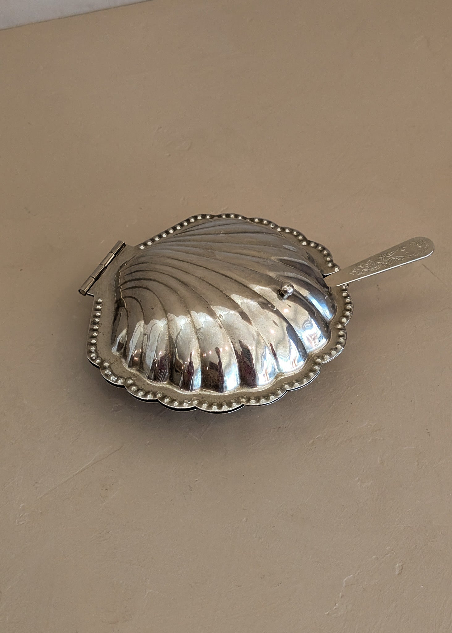 Vintage Silver-Plated Scallop Butter Dish with Glass Insert and Butter Knife