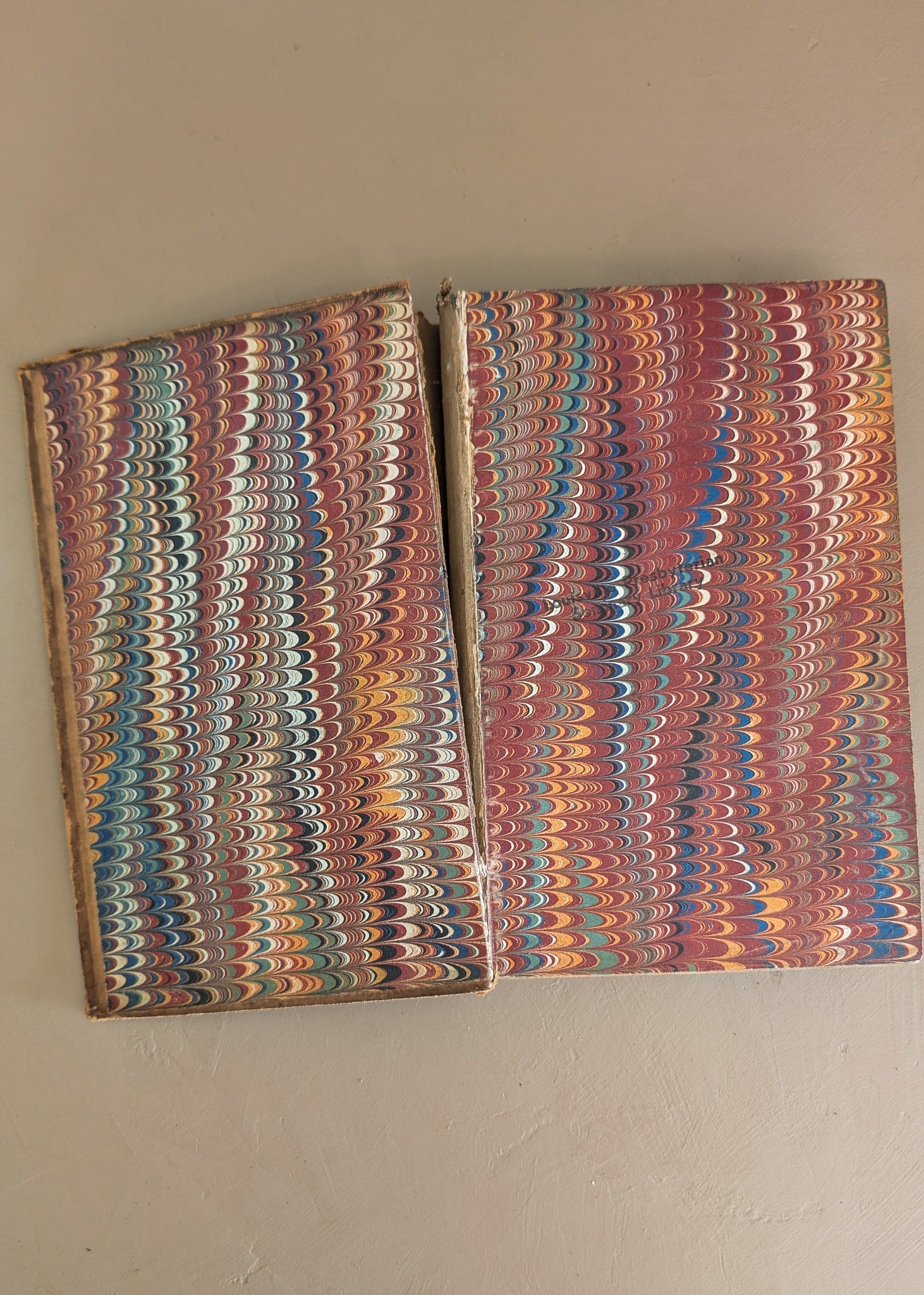 Set of 5 Leather-Bound "The Dramatic Works of William Shakspeare" Books with Plates from the 1850s