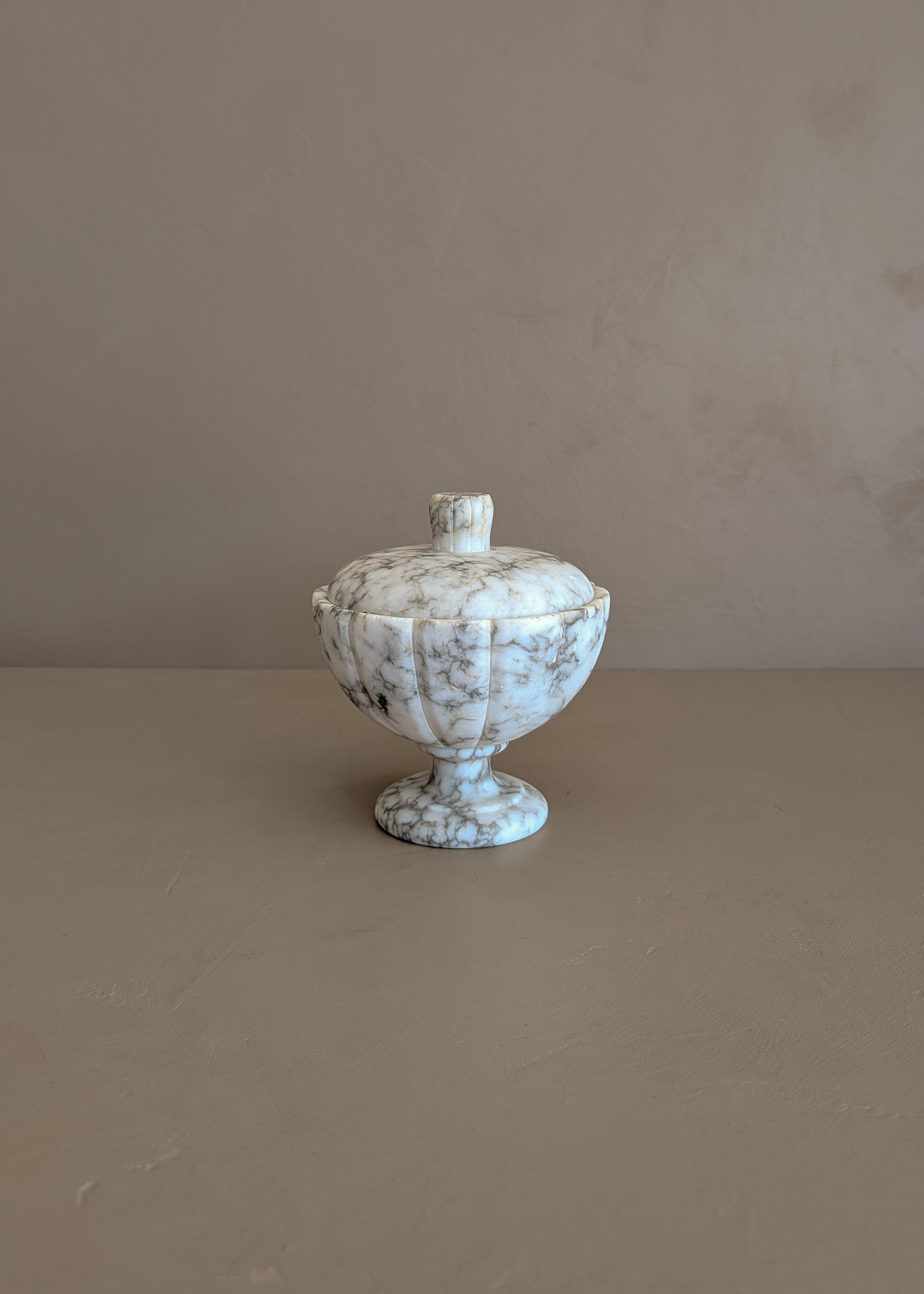 Heavily Veined Vintage Italian Alabaster Lidded Dish with Hand-Carved Detailing