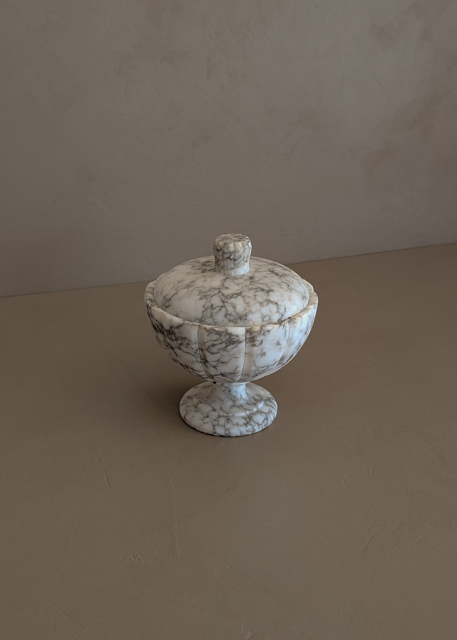 Heavily Veined Vintage Italian Alabaster Lidded Dish with Hand-Carved Detailing