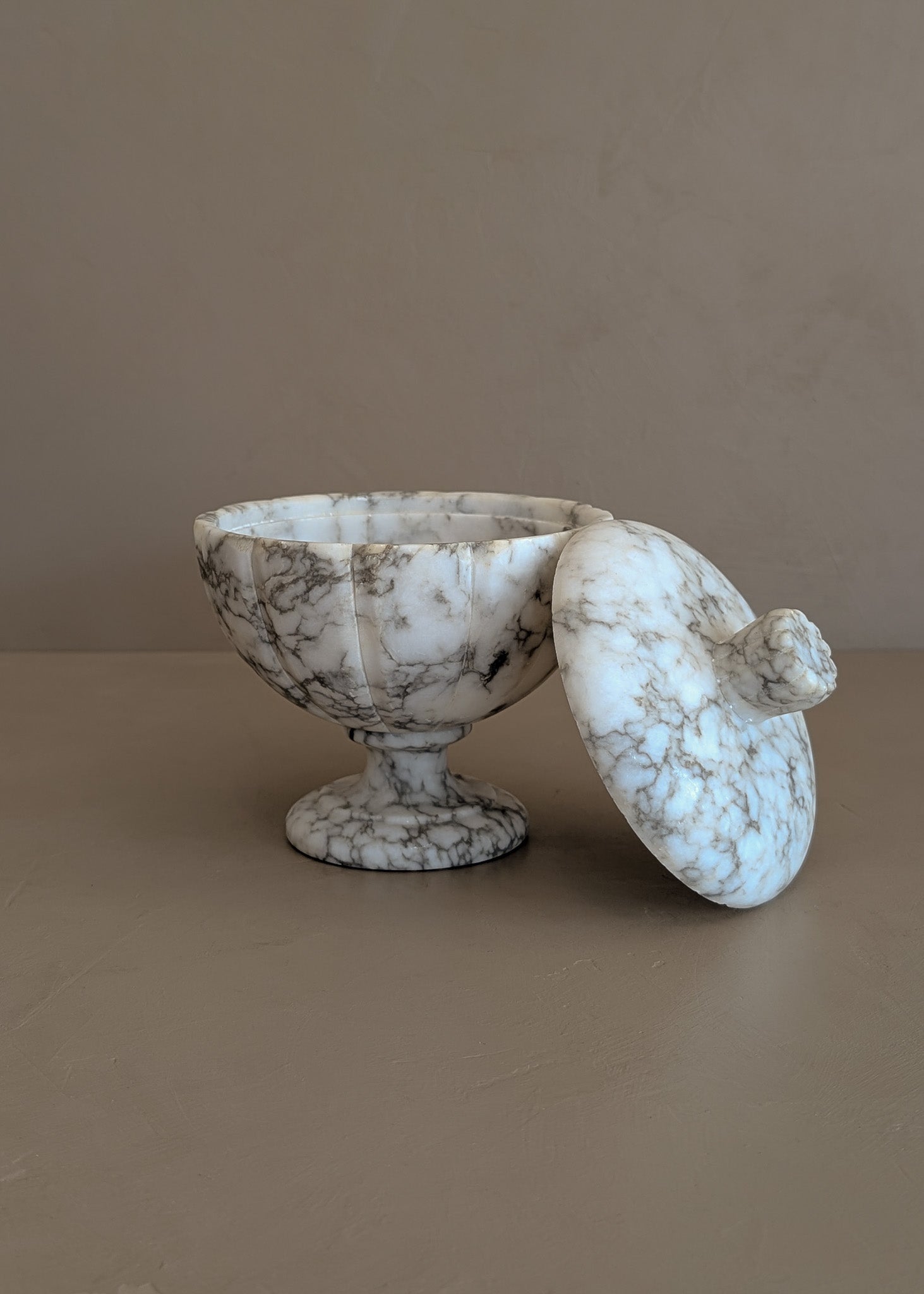 Heavily Veined Vintage Italian Alabaster Lidded Dish with Hand-Carved Detailing
