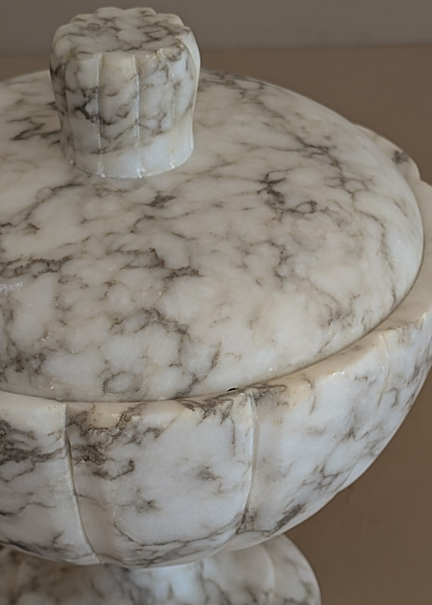 Heavily Veined Vintage Italian Alabaster Lidded Dish with Hand-Carved Detailing