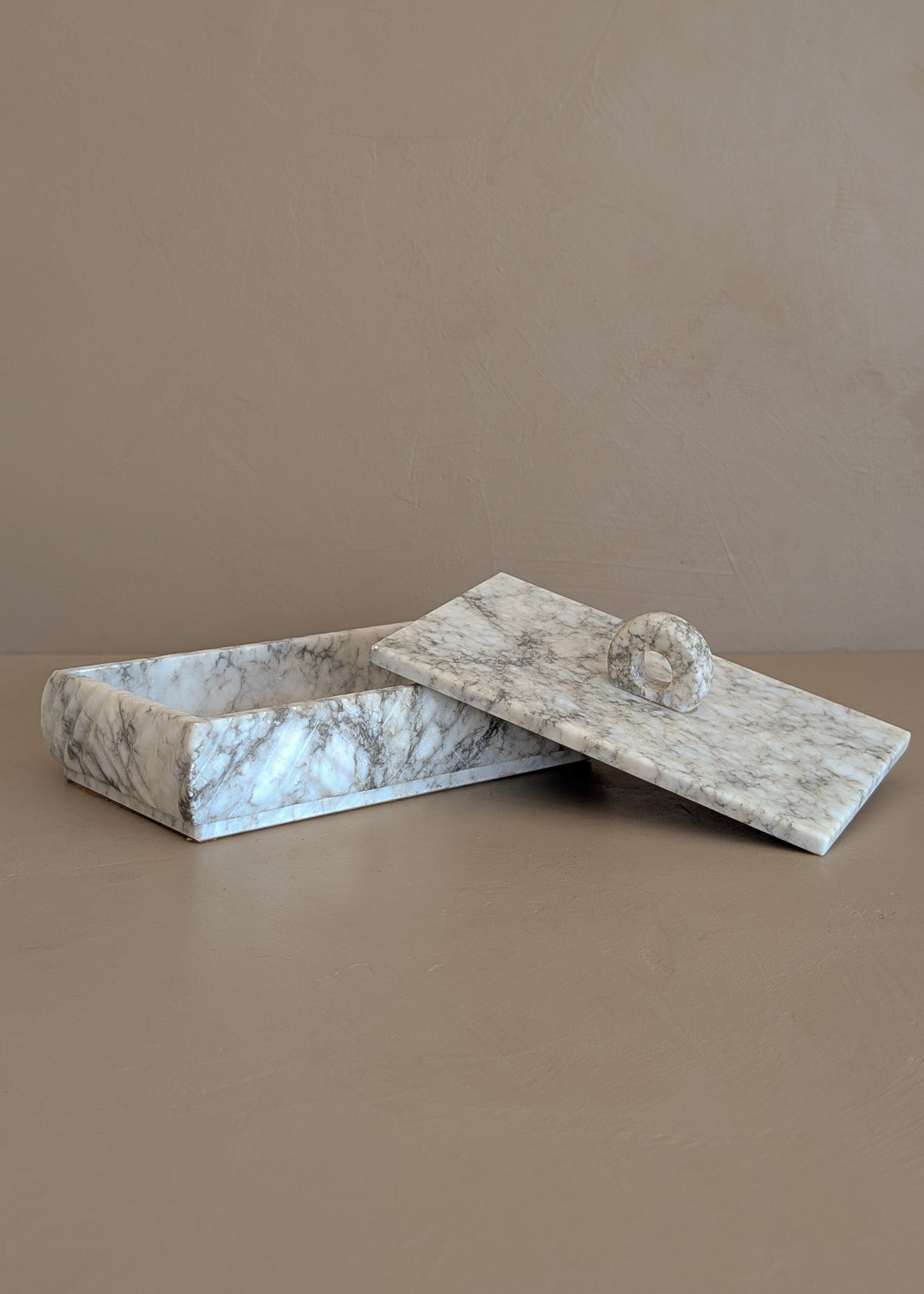 Heavily Veined Vintage Italian Alabaster Lidded Box with Hand-Carved Detailing