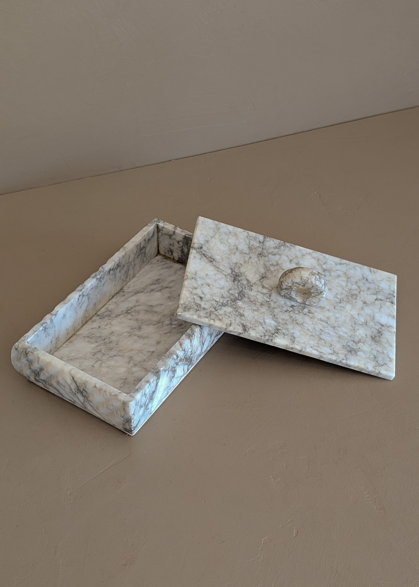 Heavily Veined Vintage Italian Alabaster Lidded Box with Hand-Carved Detailing