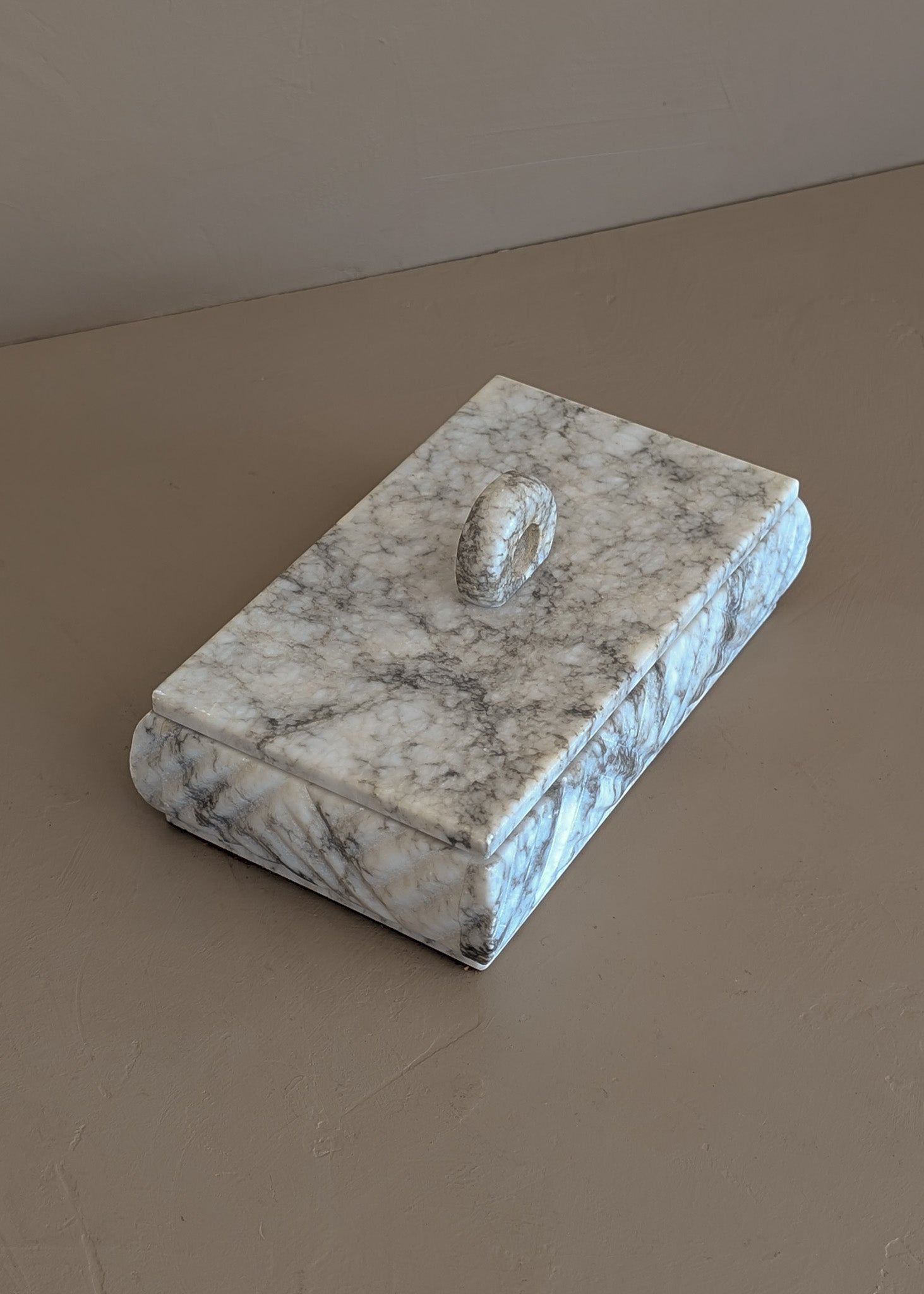 Heavily Veined Vintage Italian Alabaster Lidded Box with Hand-Carved Detailing