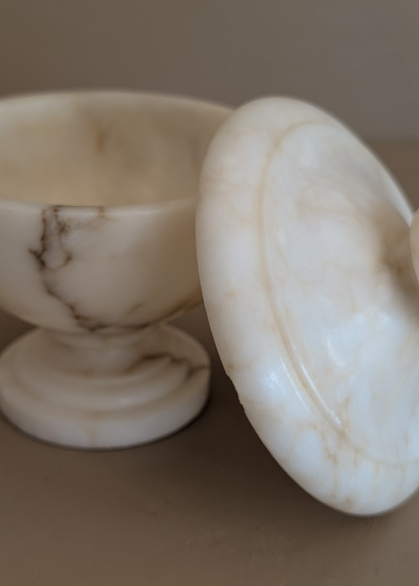 Vintage Italian Creamy Alabaster Lidded Dish