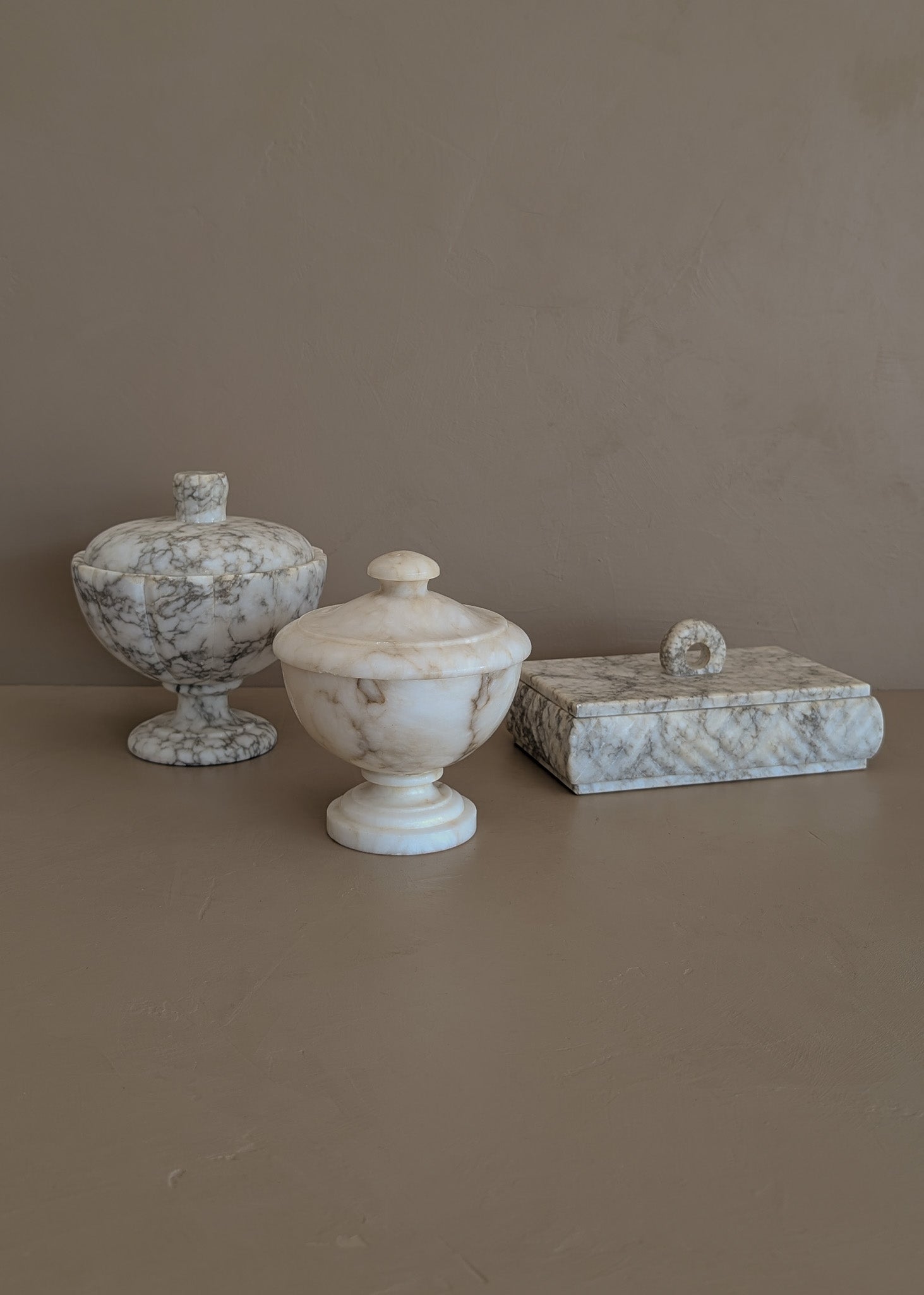 Vintage Italian Creamy Alabaster Lidded Dish