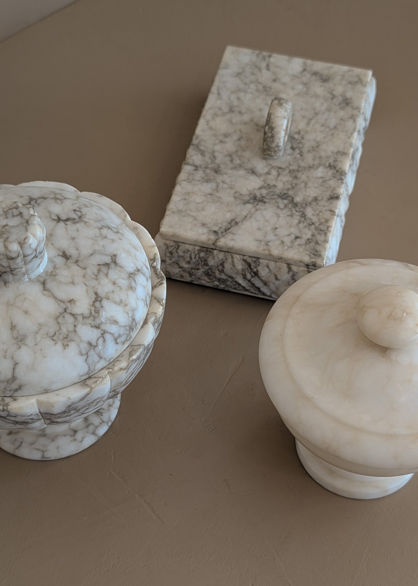 Vintage Italian Creamy Alabaster Lidded Dish