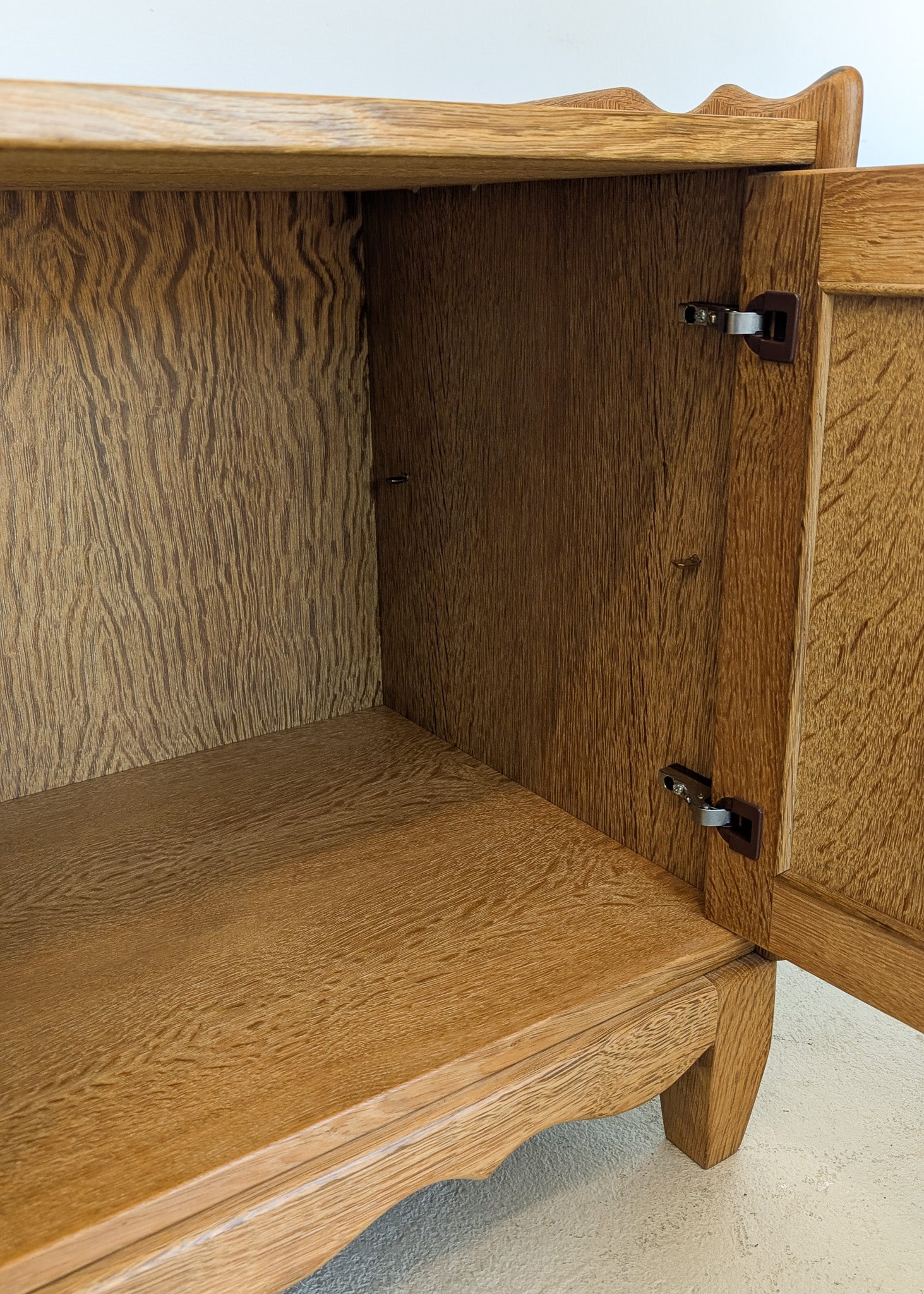 Pair of Vintage Danish Henning Kjærnulf for JK Møbler Quartersawn White Oak Cabinets/Large Nightstands