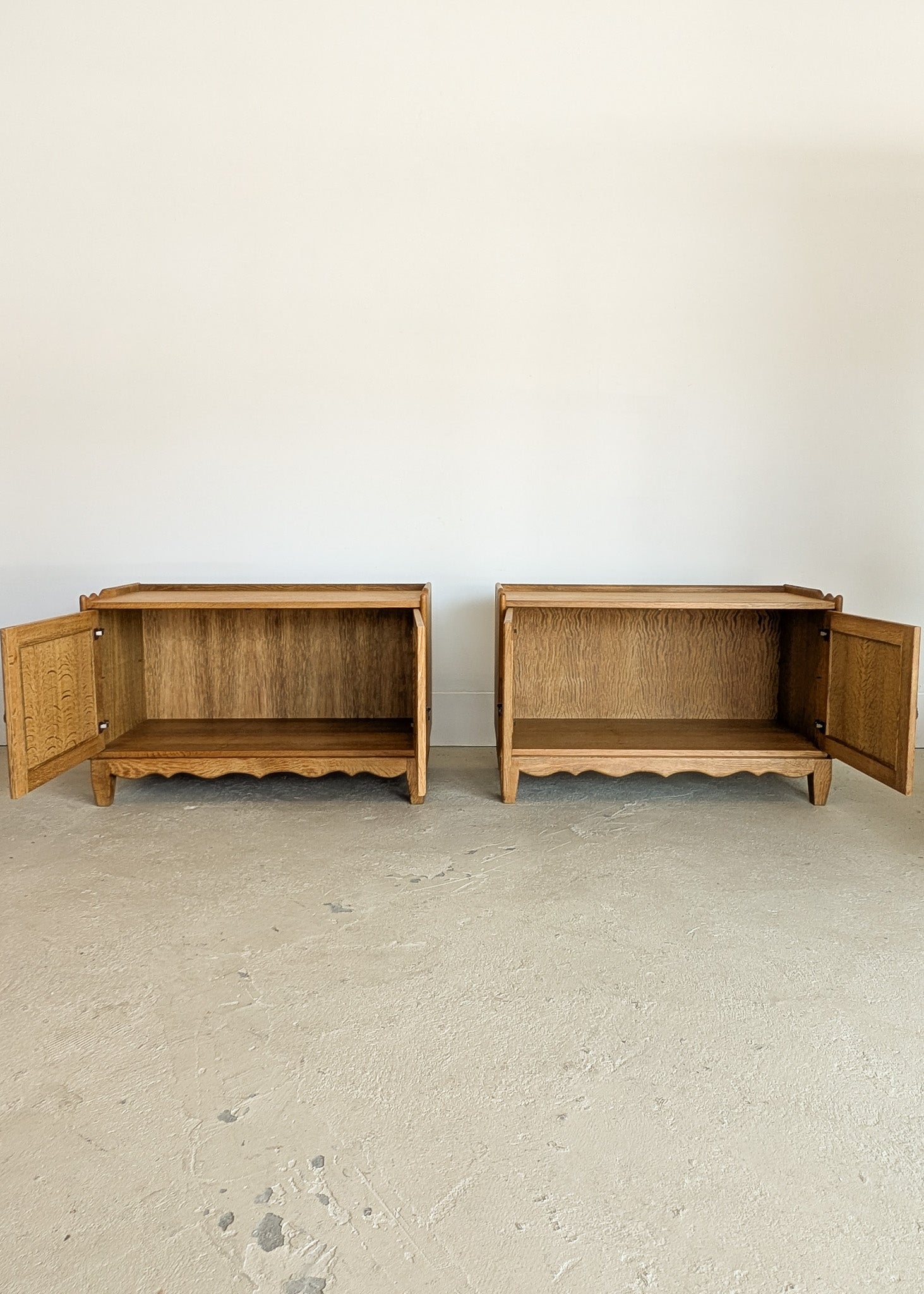 Pair of Vintage Danish Henning Kjærnulf for JK Møbler Quartersawn White Oak Cabinets/Large Nightstands