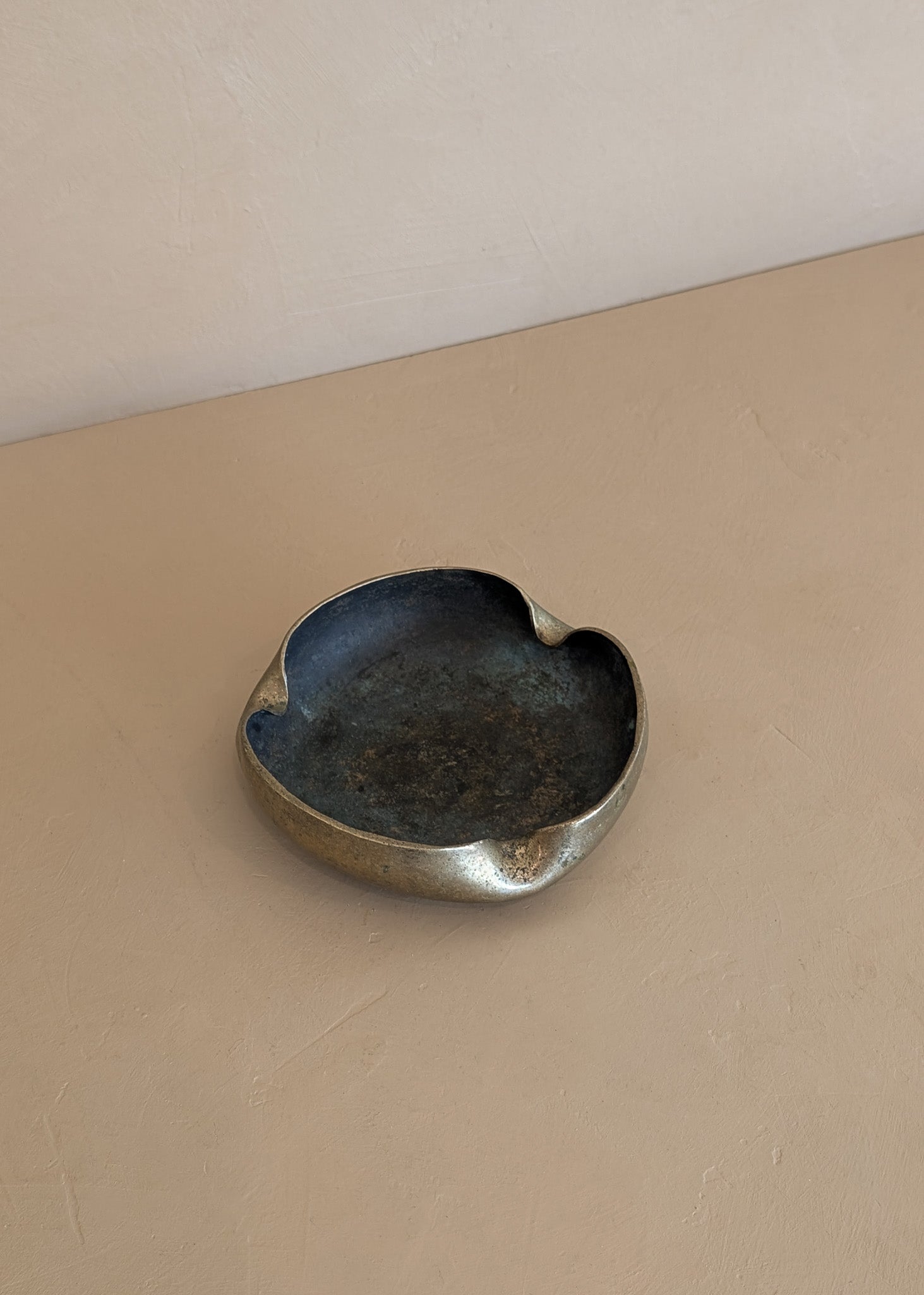 Handcrafted Vintage Scalloped Bronze Ashtray/Catchall #2