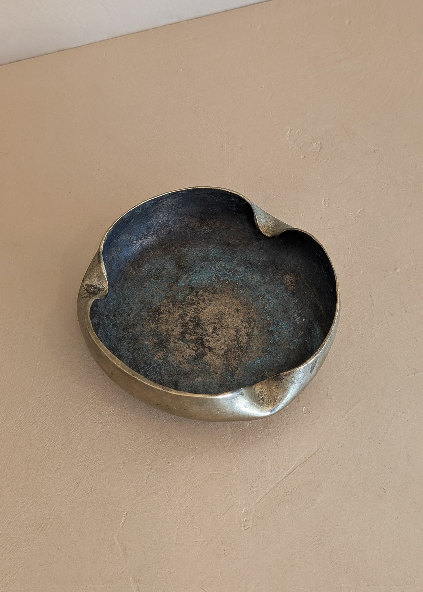 Handcrafted Vintage Scalloped Bronze Ashtray/Catchall #1