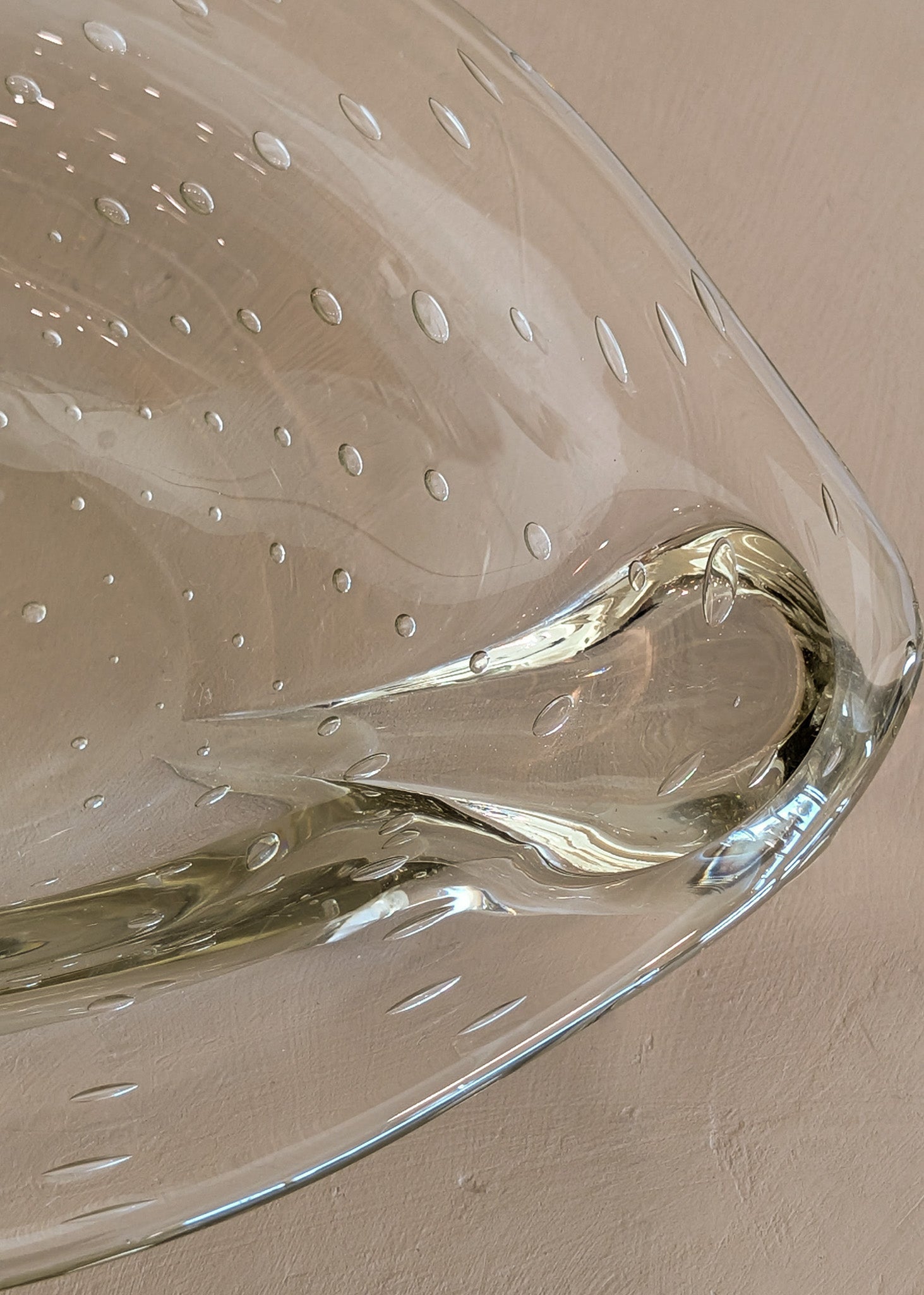 Vintage Murano-Style Marquise Clear Bullicante Bubble Glass Bowl with Handles