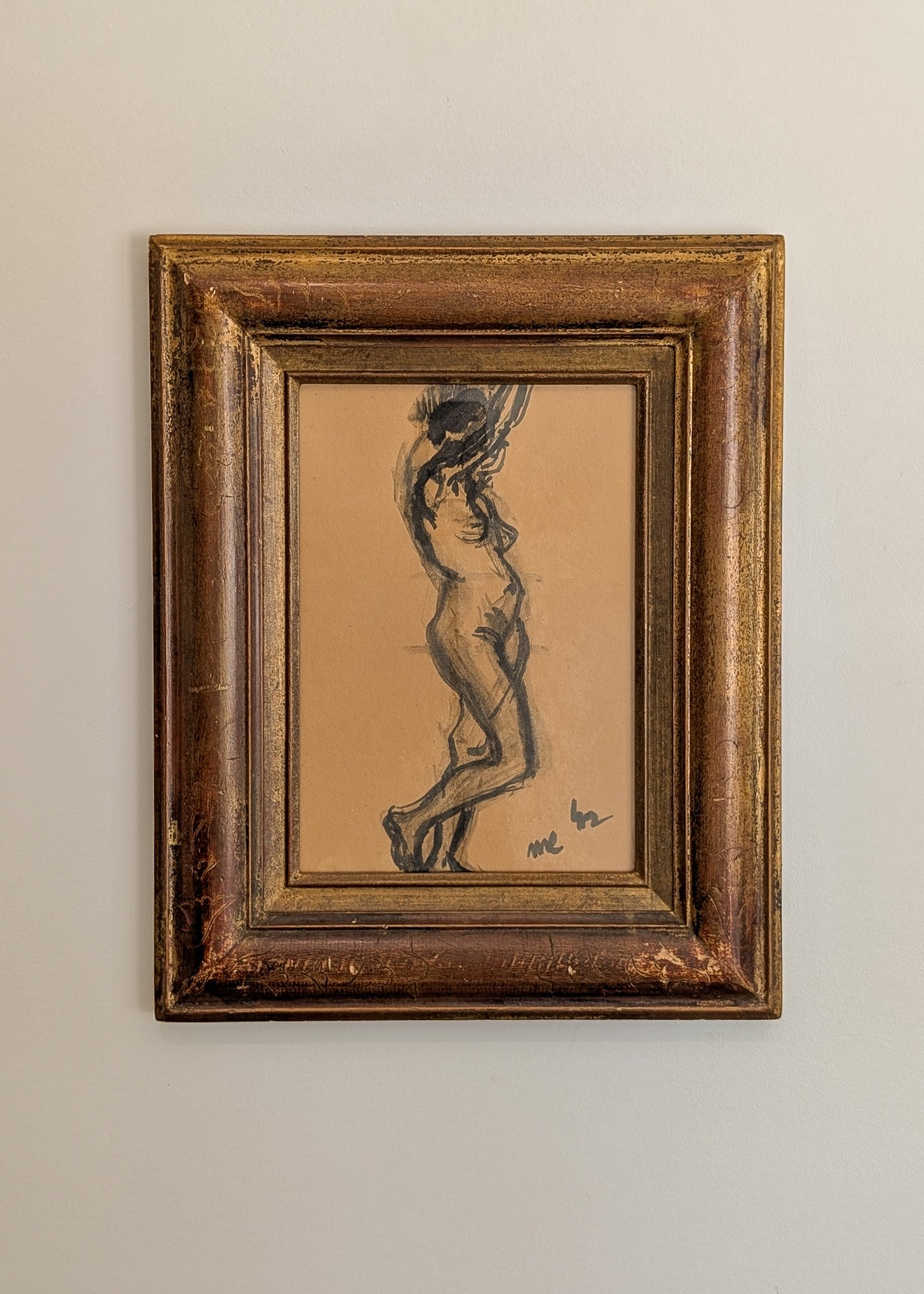 Signed Vintage Figurative Nude Art by German Artist Max Kaus in Wooden Frame with Subtle Floral Engravings and Worn Gilding