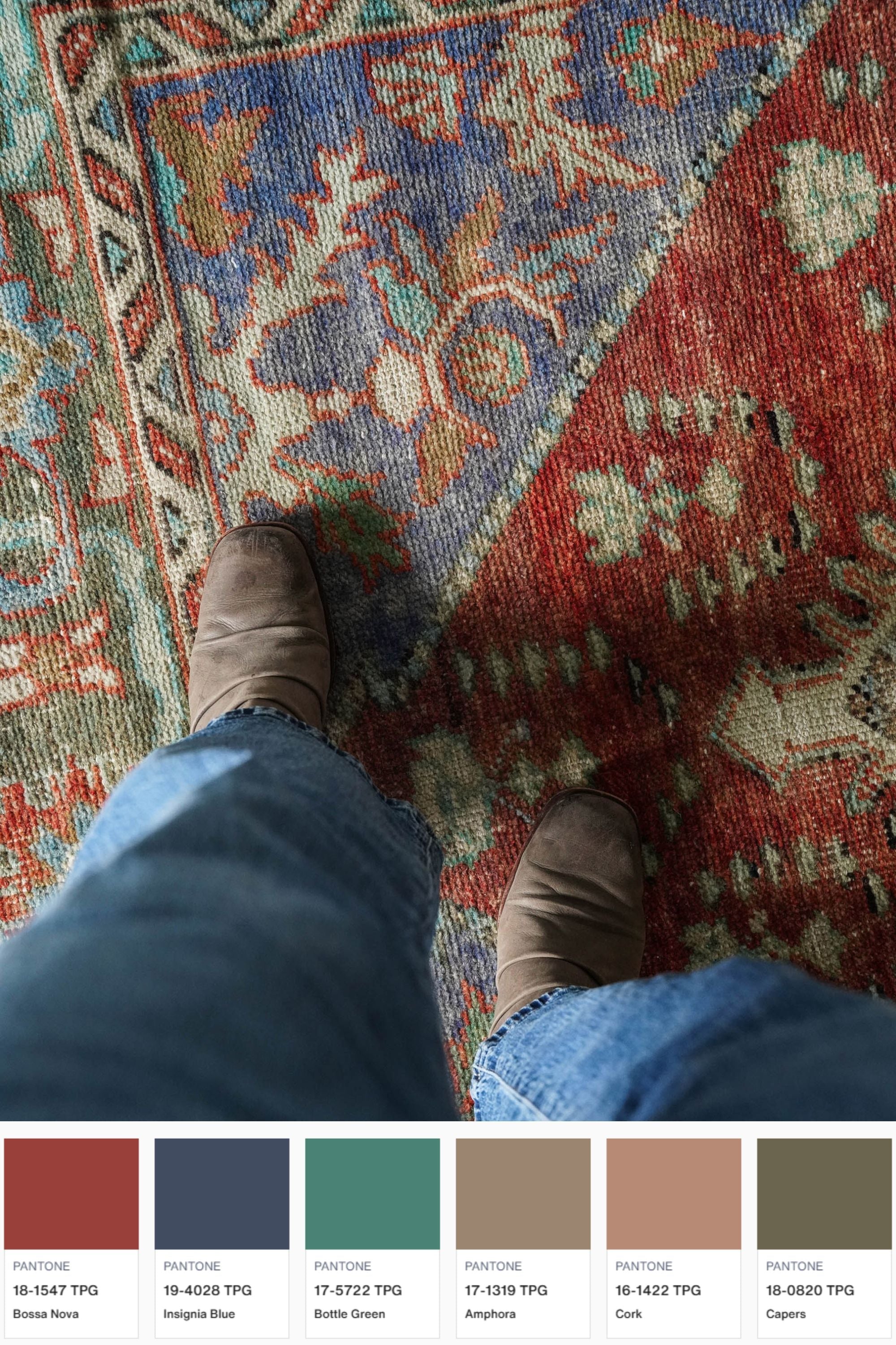 District Loom 1950s Vintage Turkish Anatolian Scatter Rug 5'3" x 8'3"