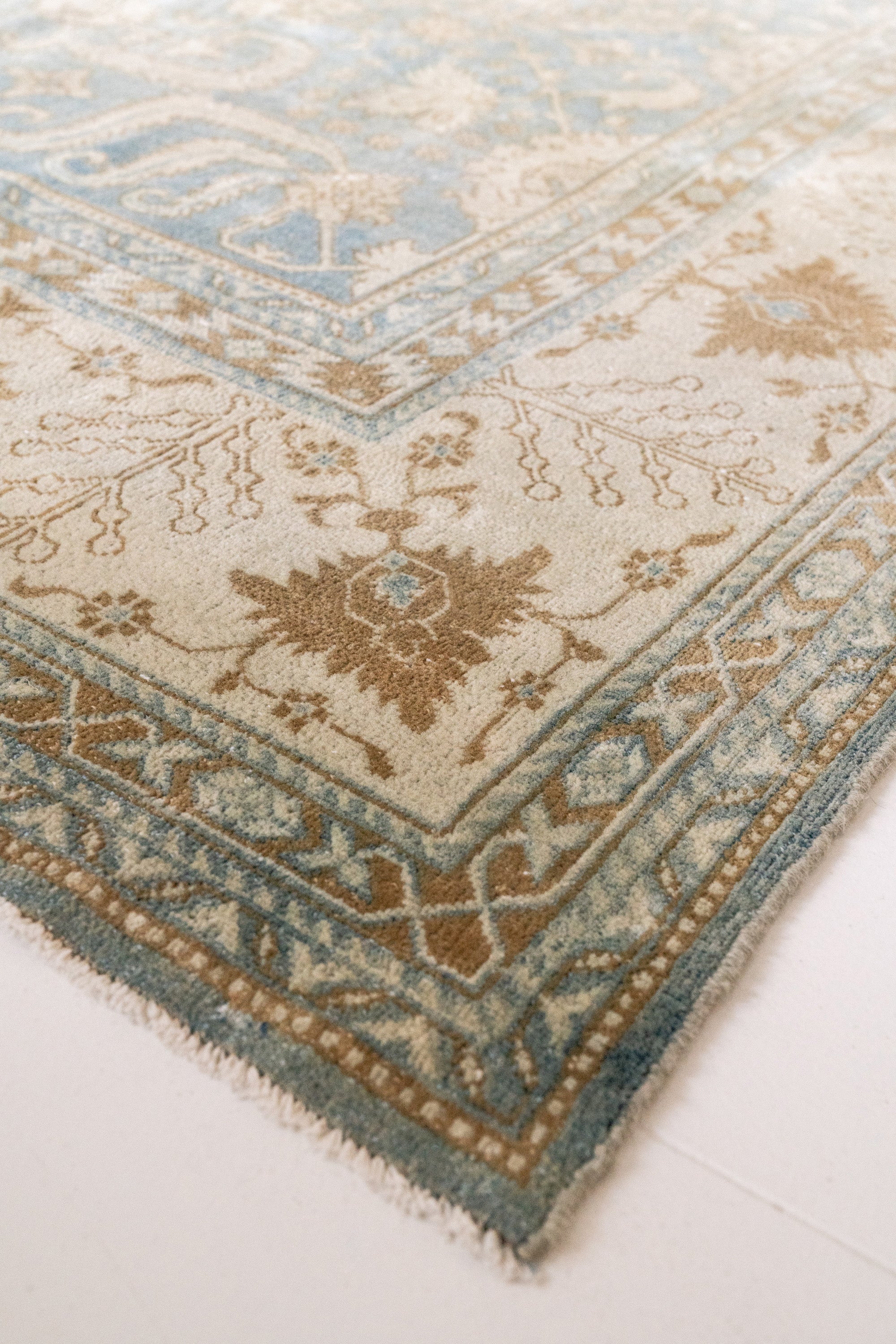 District Loom 1920s Antique Indian Agra Area Rug 9'7" x 16'4"