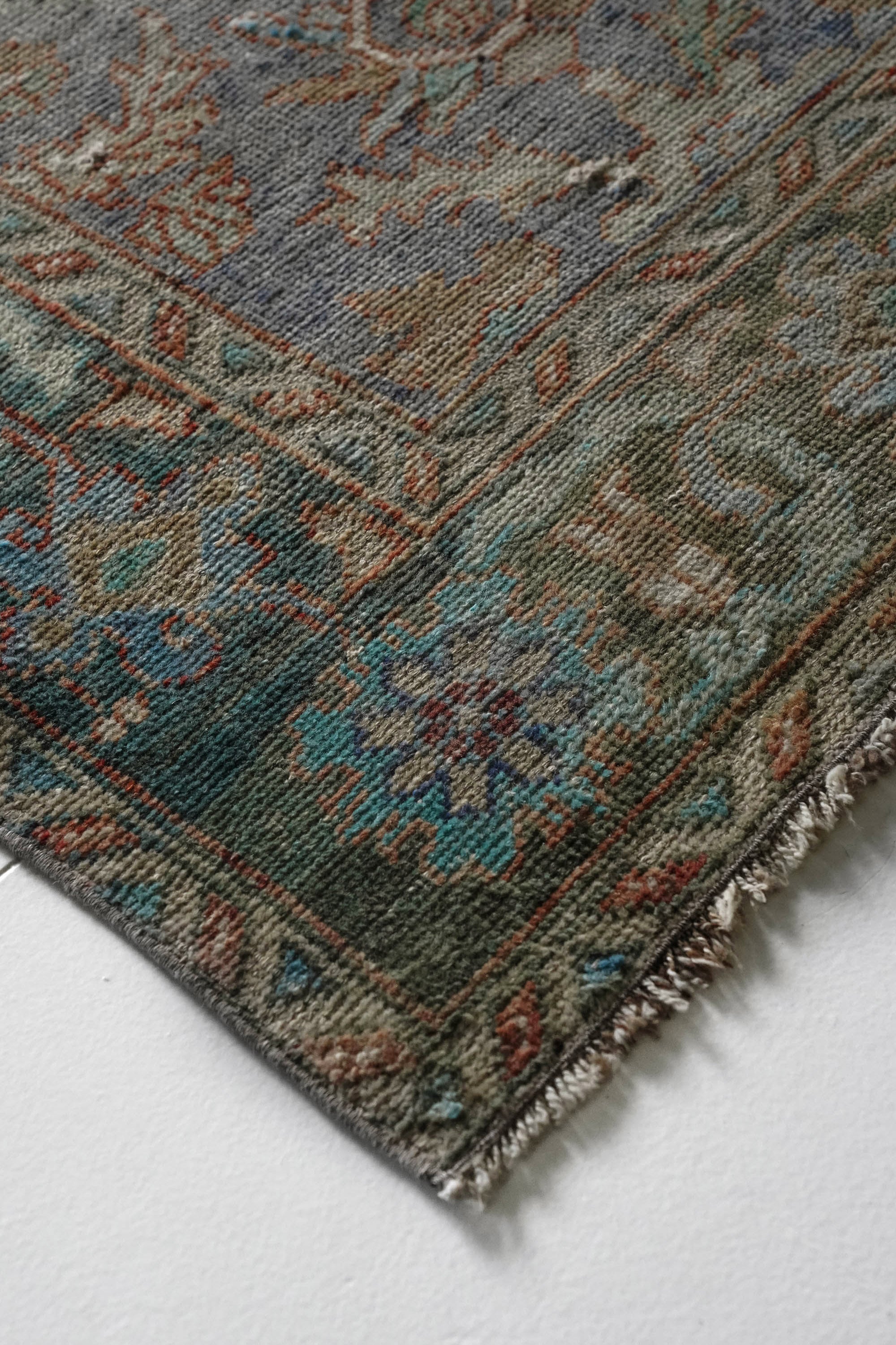 District Loom 1950s Vintage Turkish Anatolian Scatter Rug 5'3" x 8'3"
