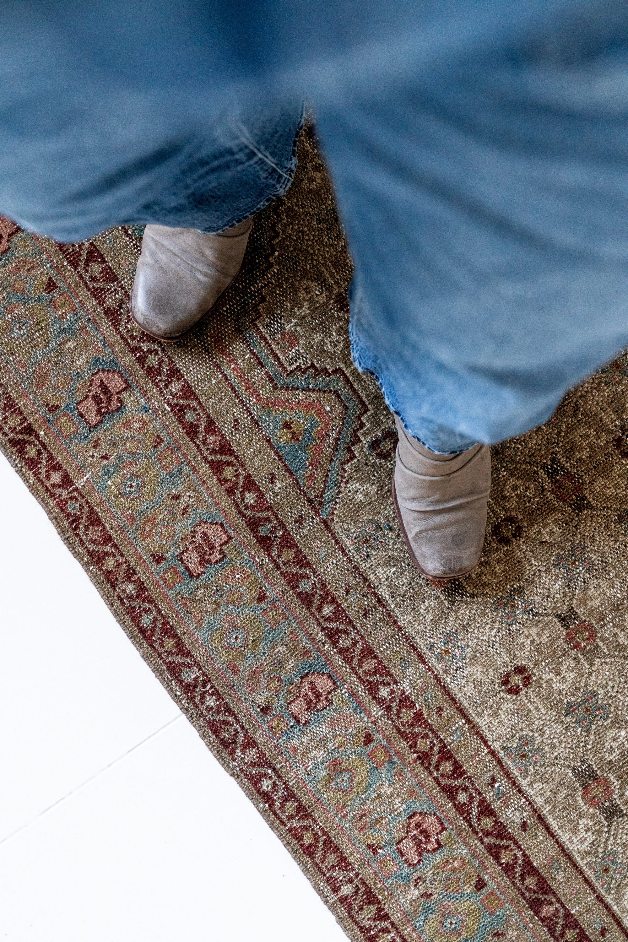 District Loom 1940s Vintage Persian Scatter Rug 4' x 6'9"