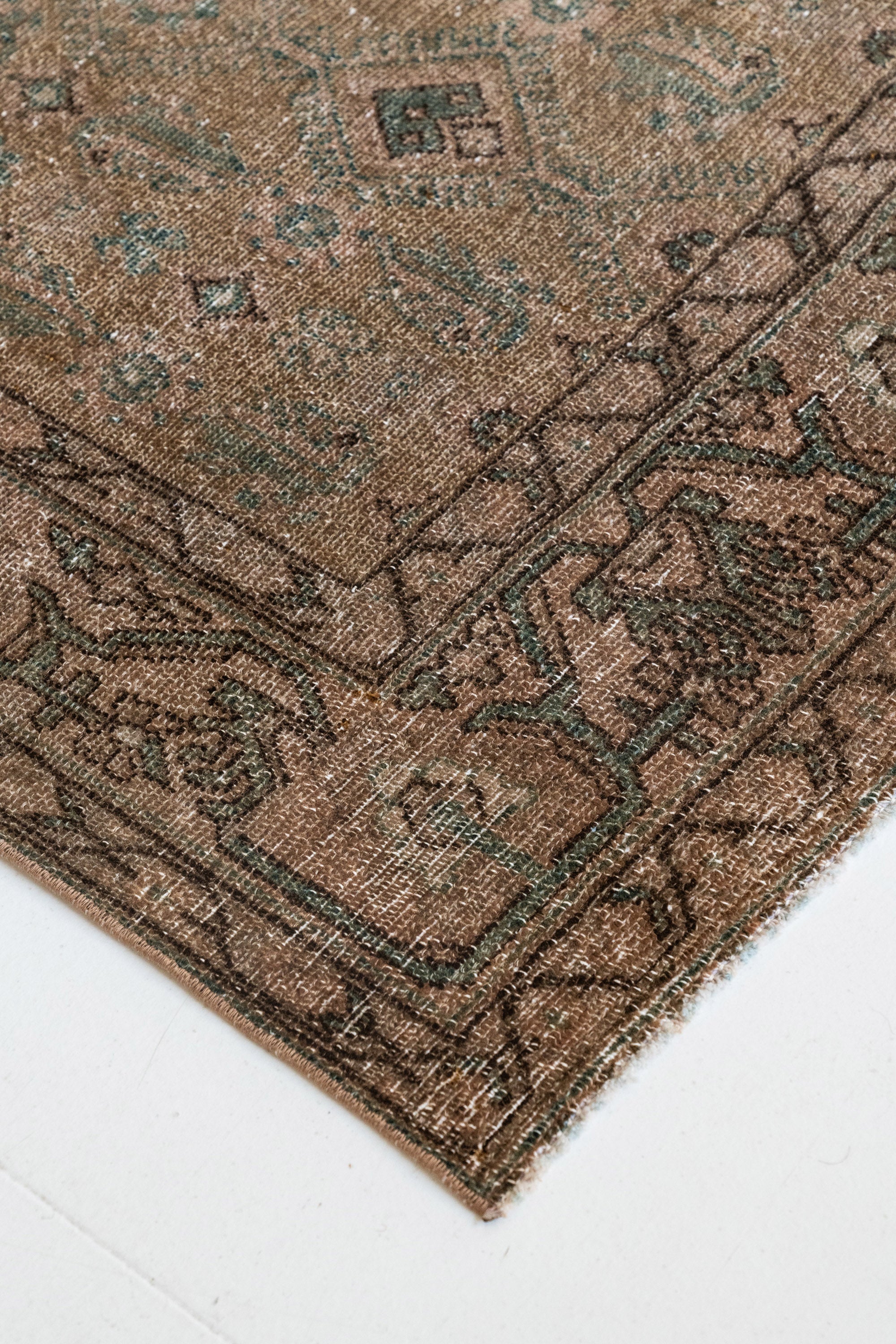 District Loom 1940s Vintage Persian Malayer Runner Rug 3'3" x 12'8"
