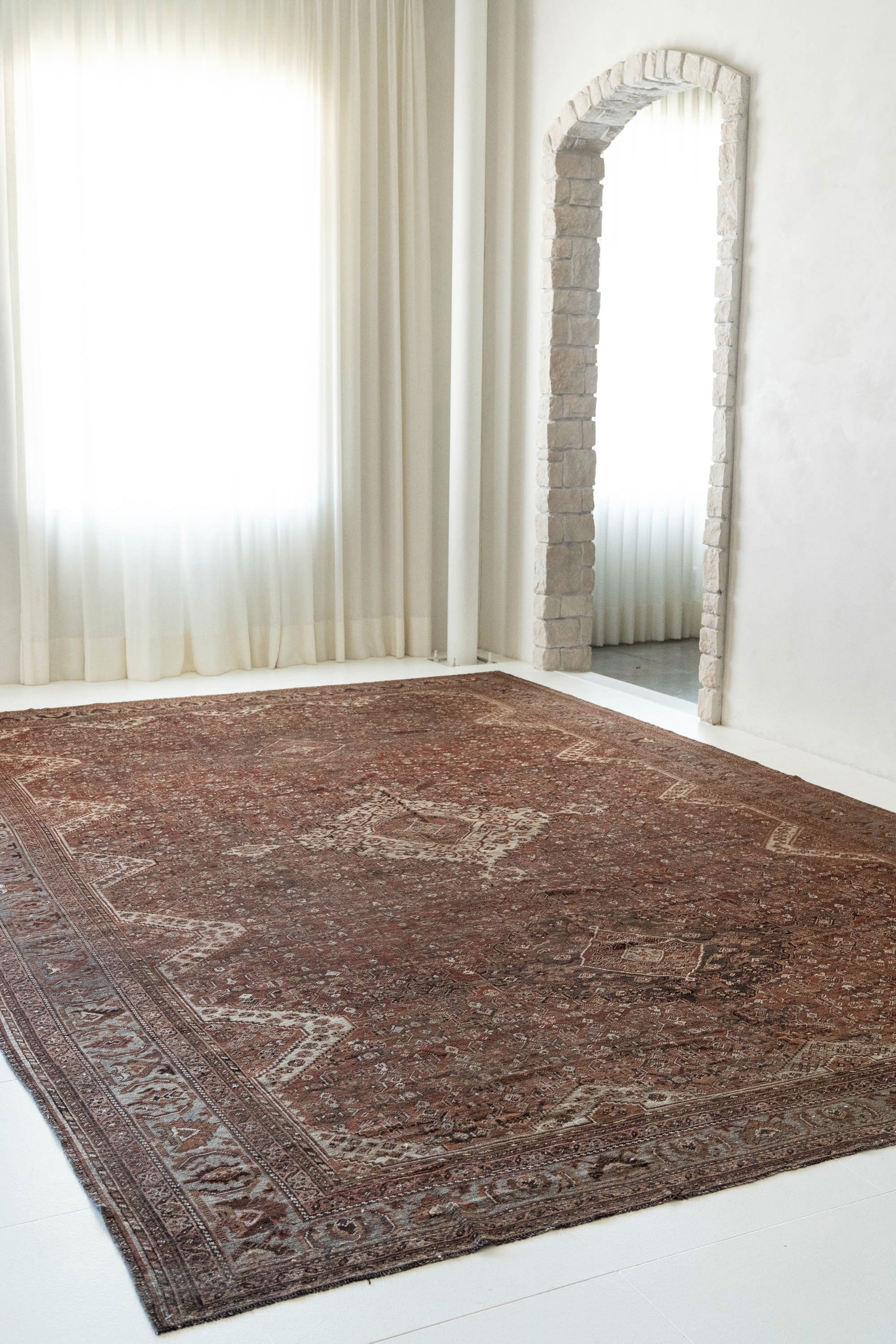 District Loom 1910s Antique Persian Shiraz Area Rug 10'11" x 16'8"